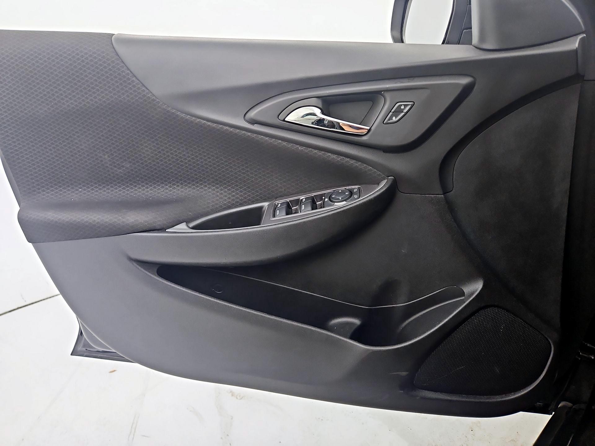 Thumbnail: 2024 Chevrolet Malibu - 12