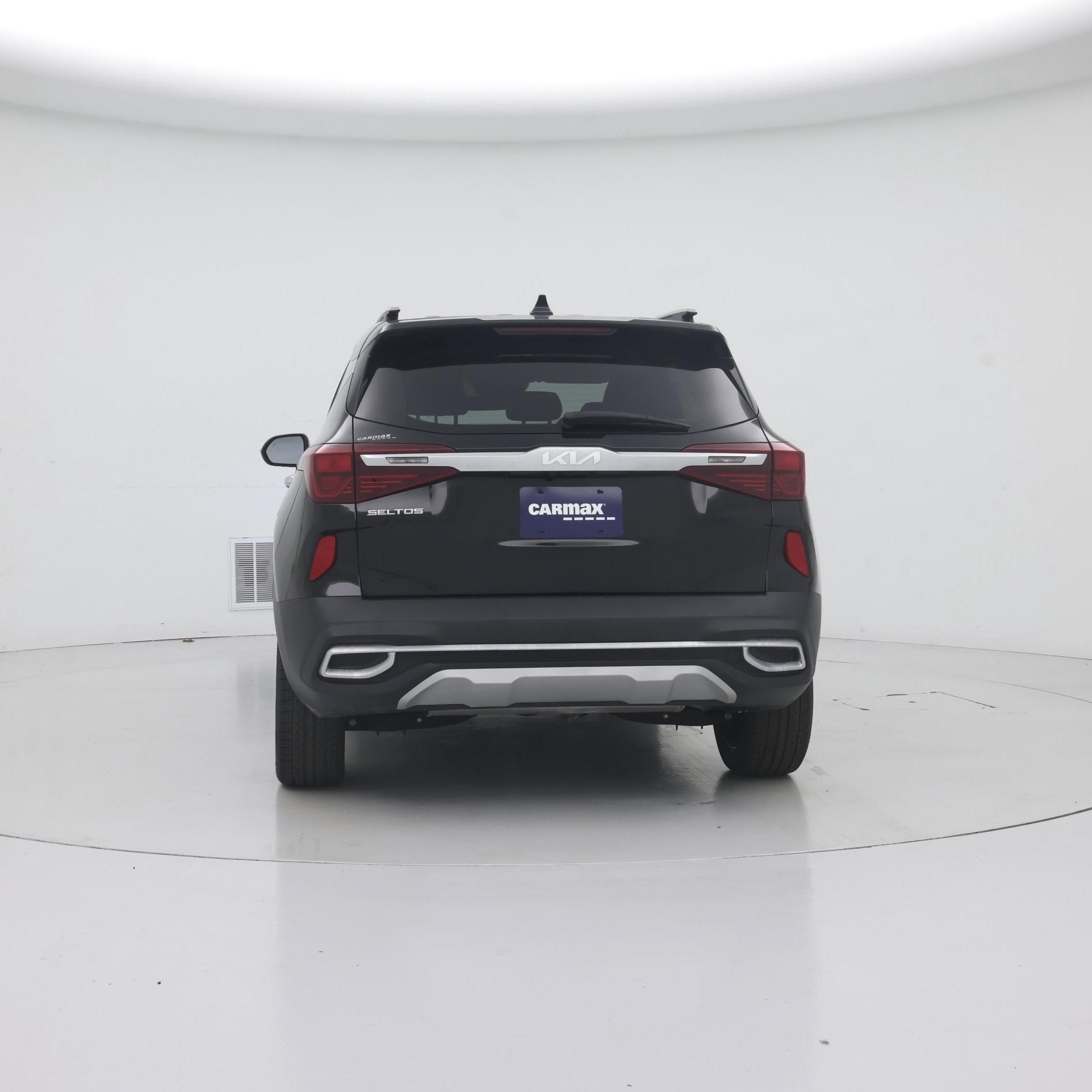 Thumbnail: 2023 Kia Seltos - 6
