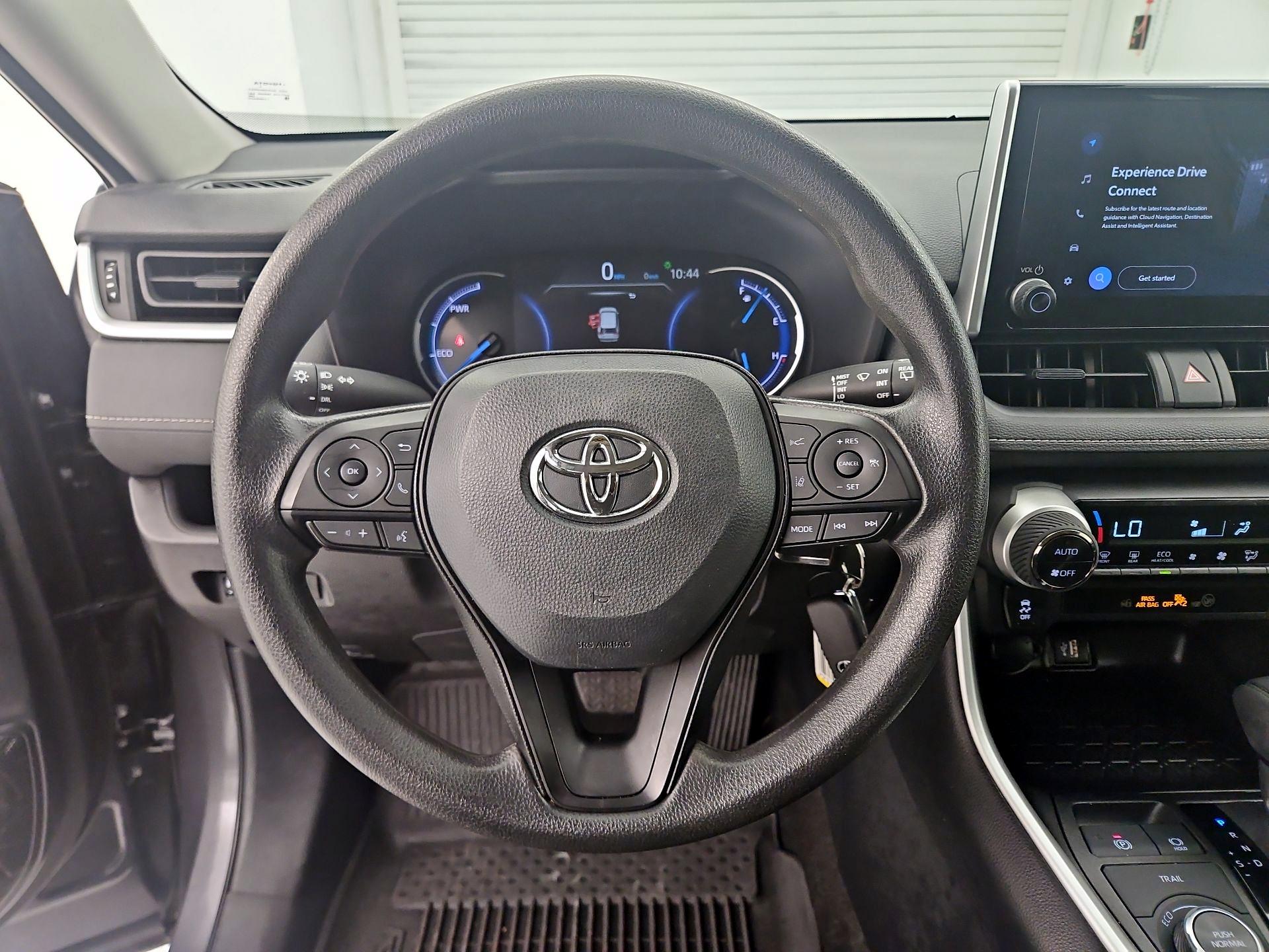 Thumbnail: 2024 Toyota RAV4 - 10