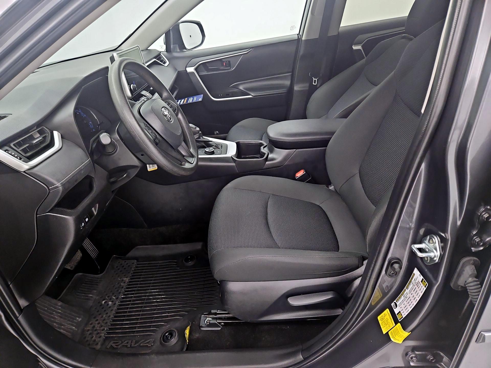 Thumbnail: 2024 Toyota RAV4 - 11