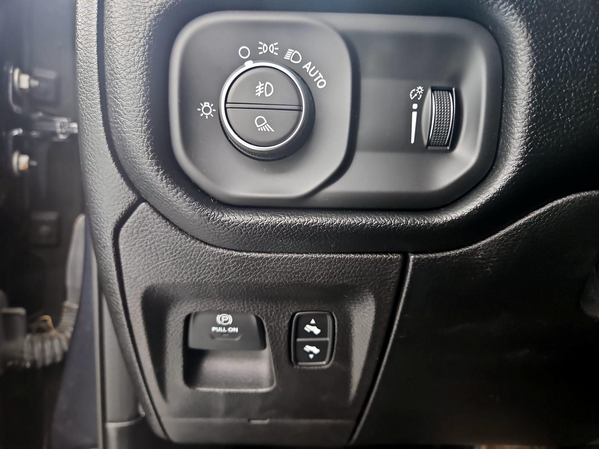 Thumbnail: 2021 RAM 1500 - 13