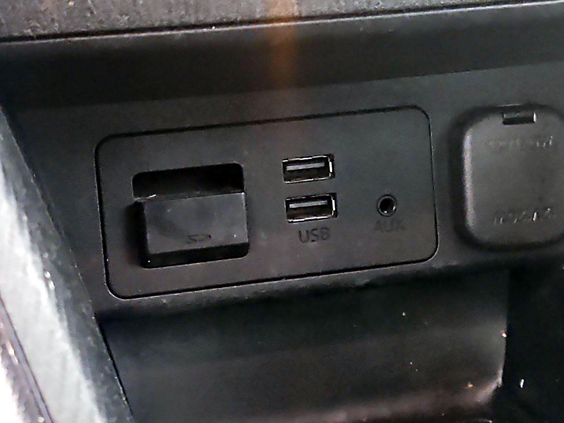 Thumbnail: 2018 Toyota Yaris iA - 18