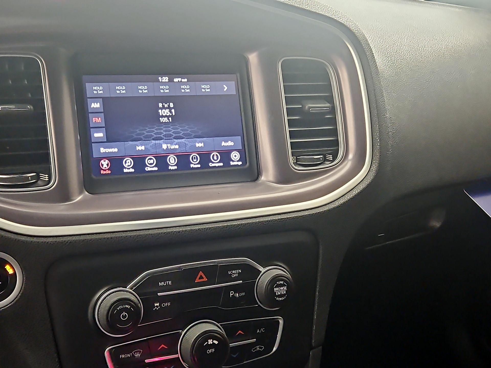 Thumbnail: 2019 Dodge Charger - 15