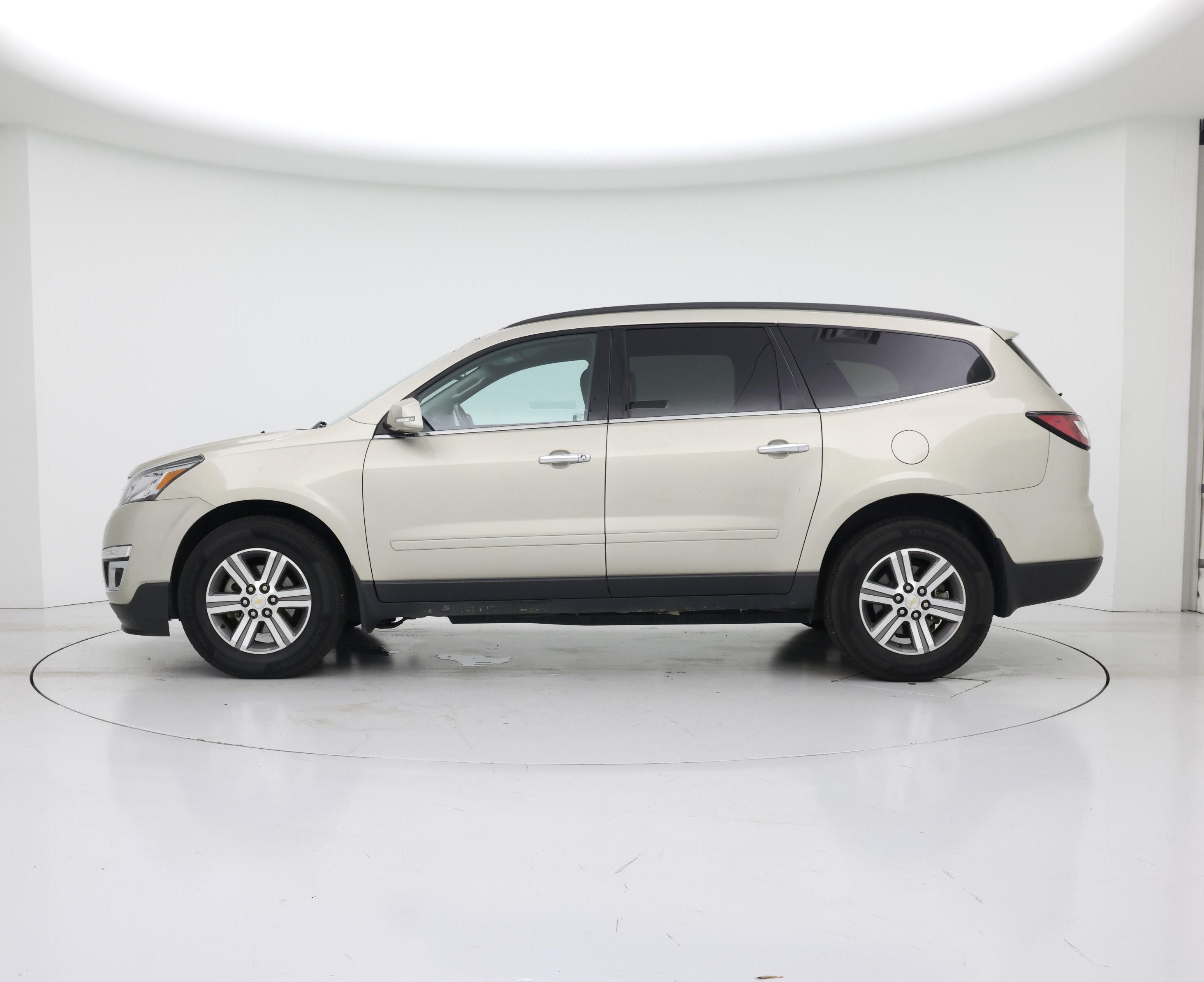 Thumbnail: 2016 Chevrolet Traverse - 3