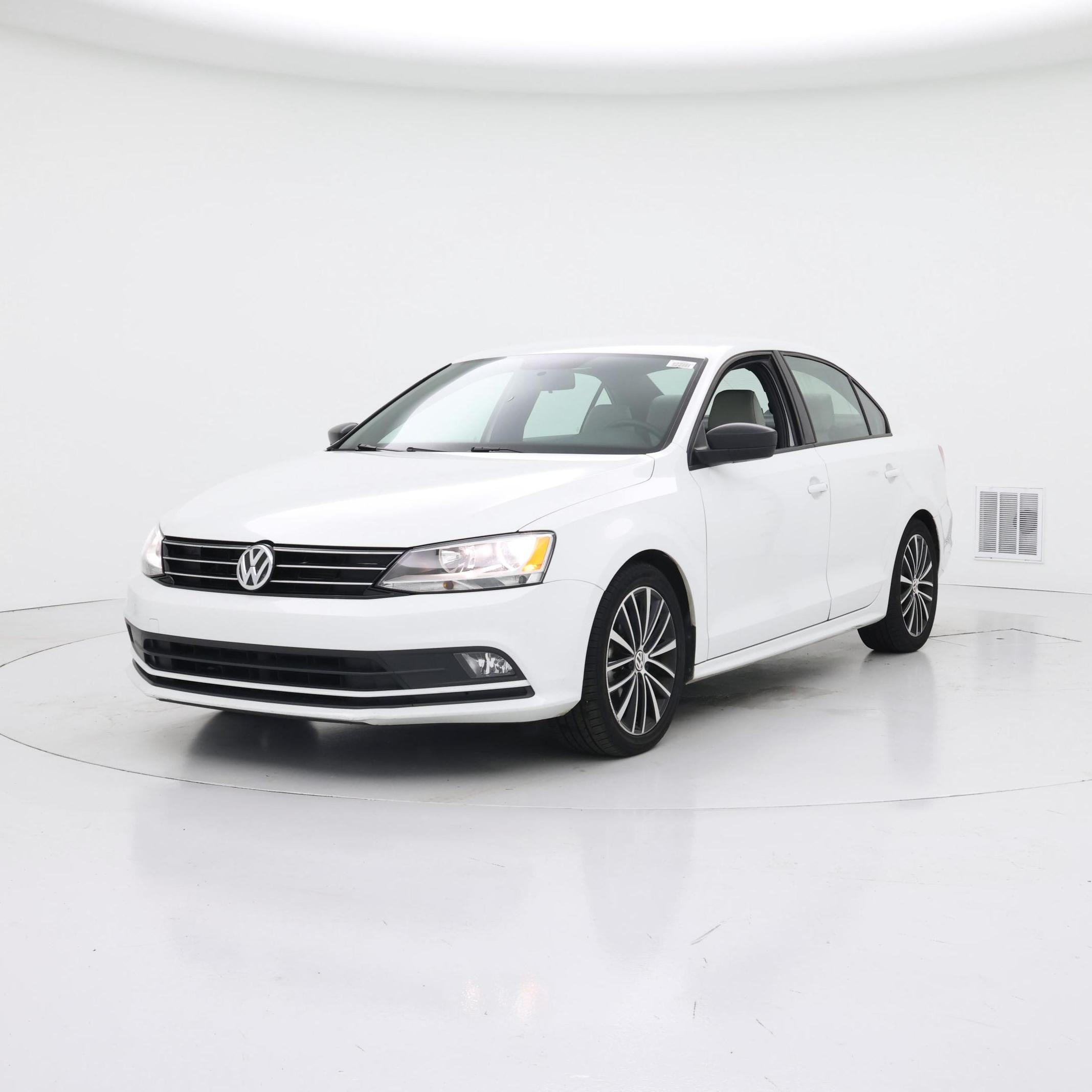 Thumbnail: 2016 Volkswagen Jetta - 4