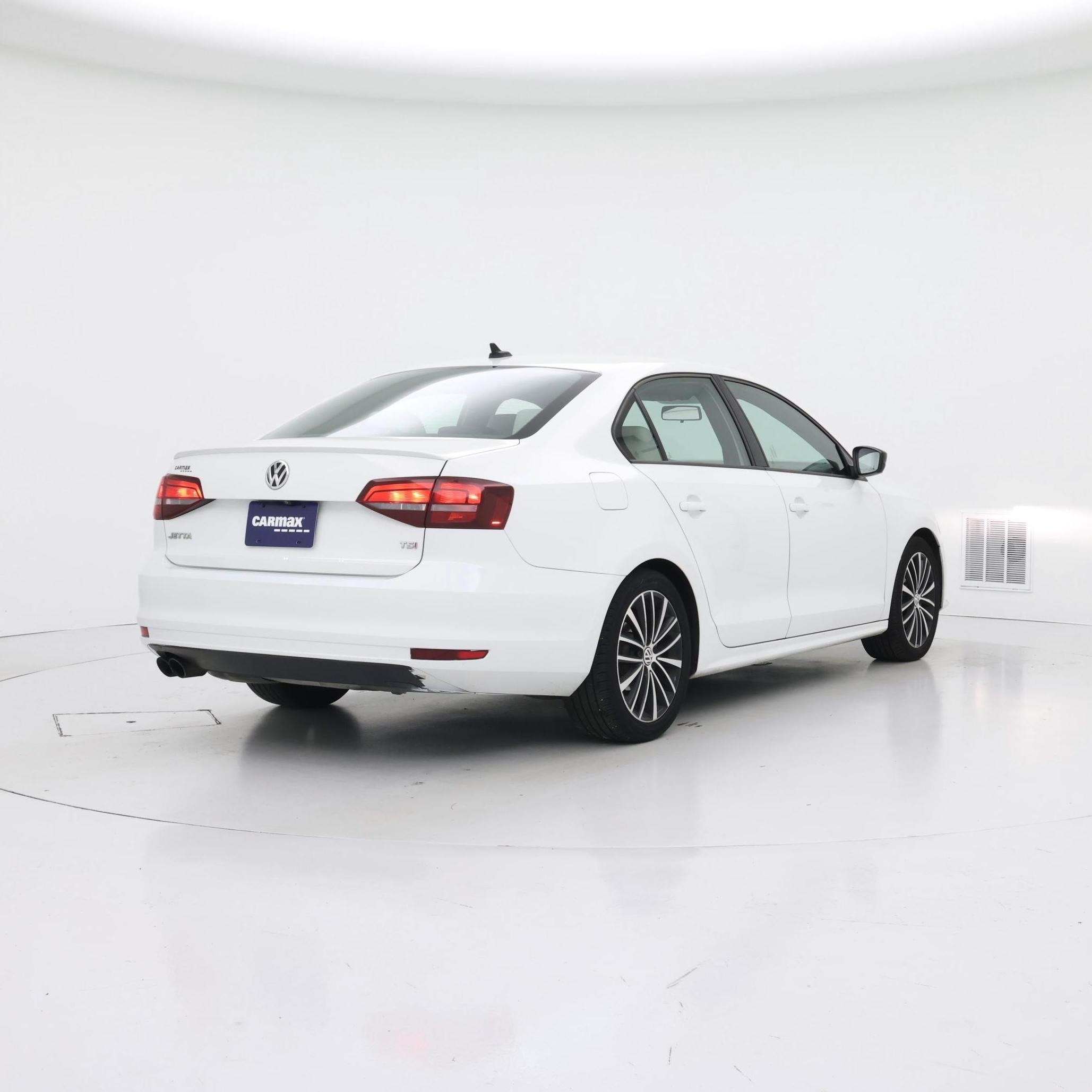 Thumbnail: 2016 Volkswagen Jetta - 8
