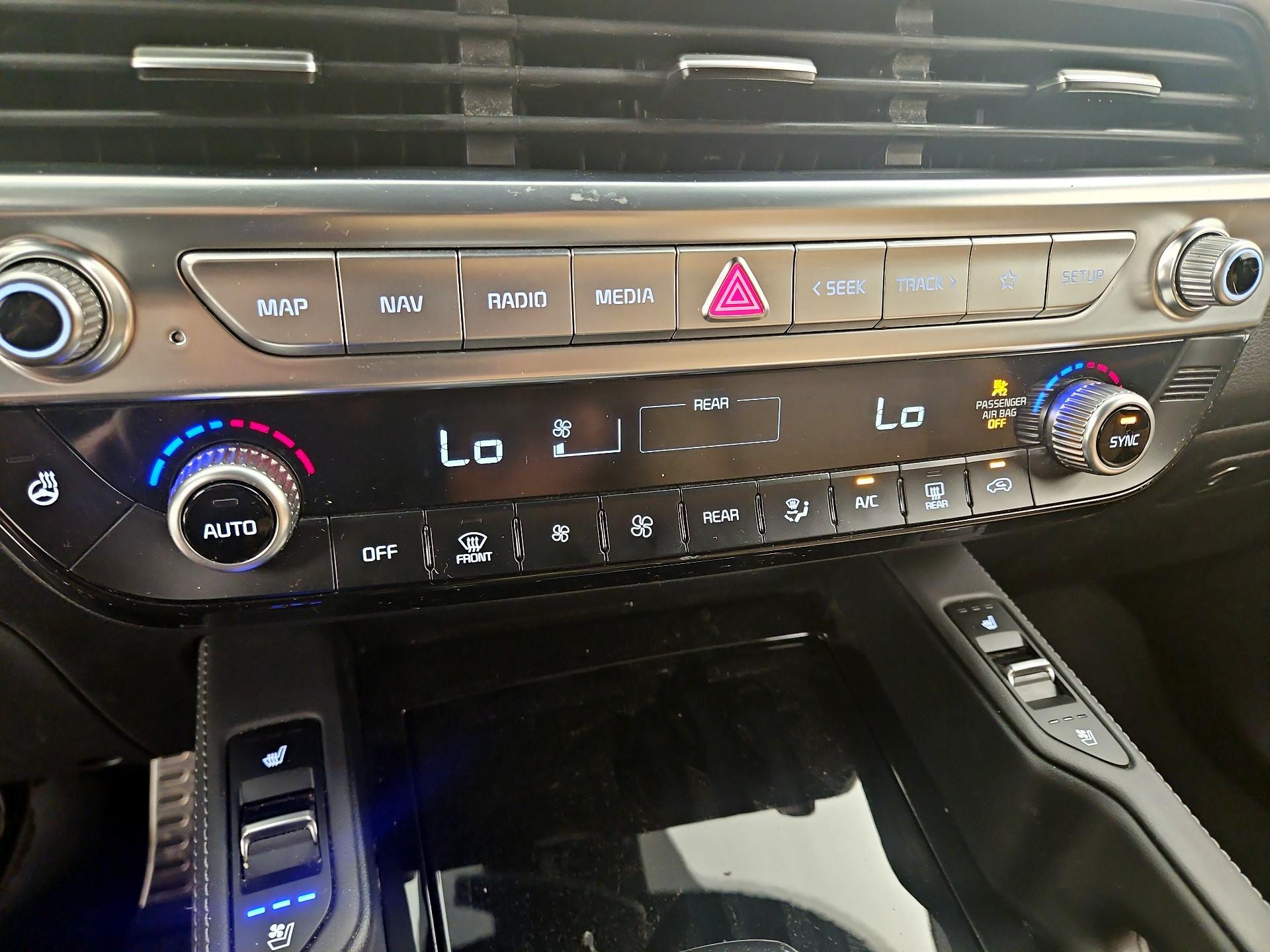 Thumbnail: 2022 Kia Telluride - 17