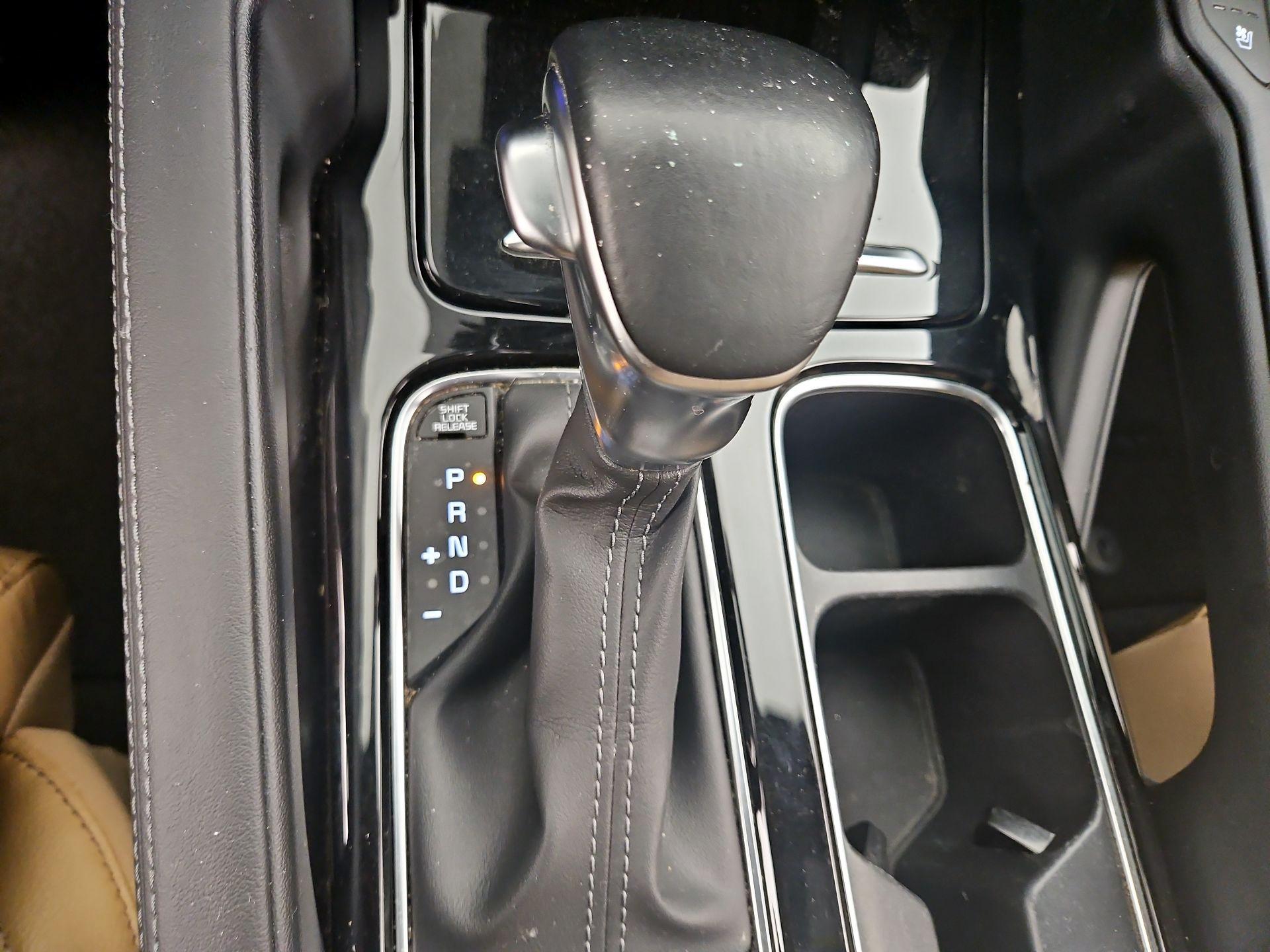 Thumbnail: 2022 Kia Telluride - 18