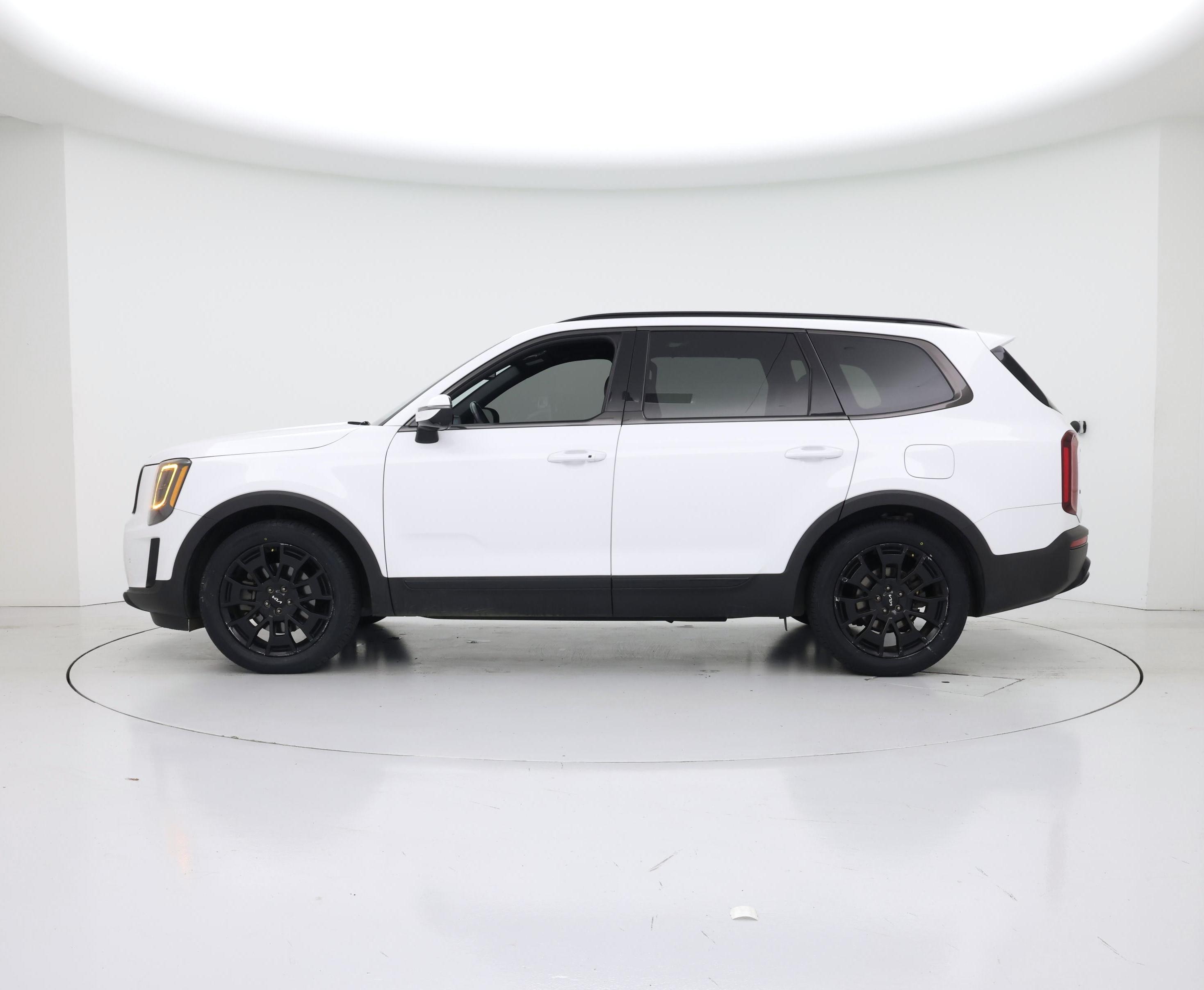 Thumbnail: 2022 Kia Telluride - 3