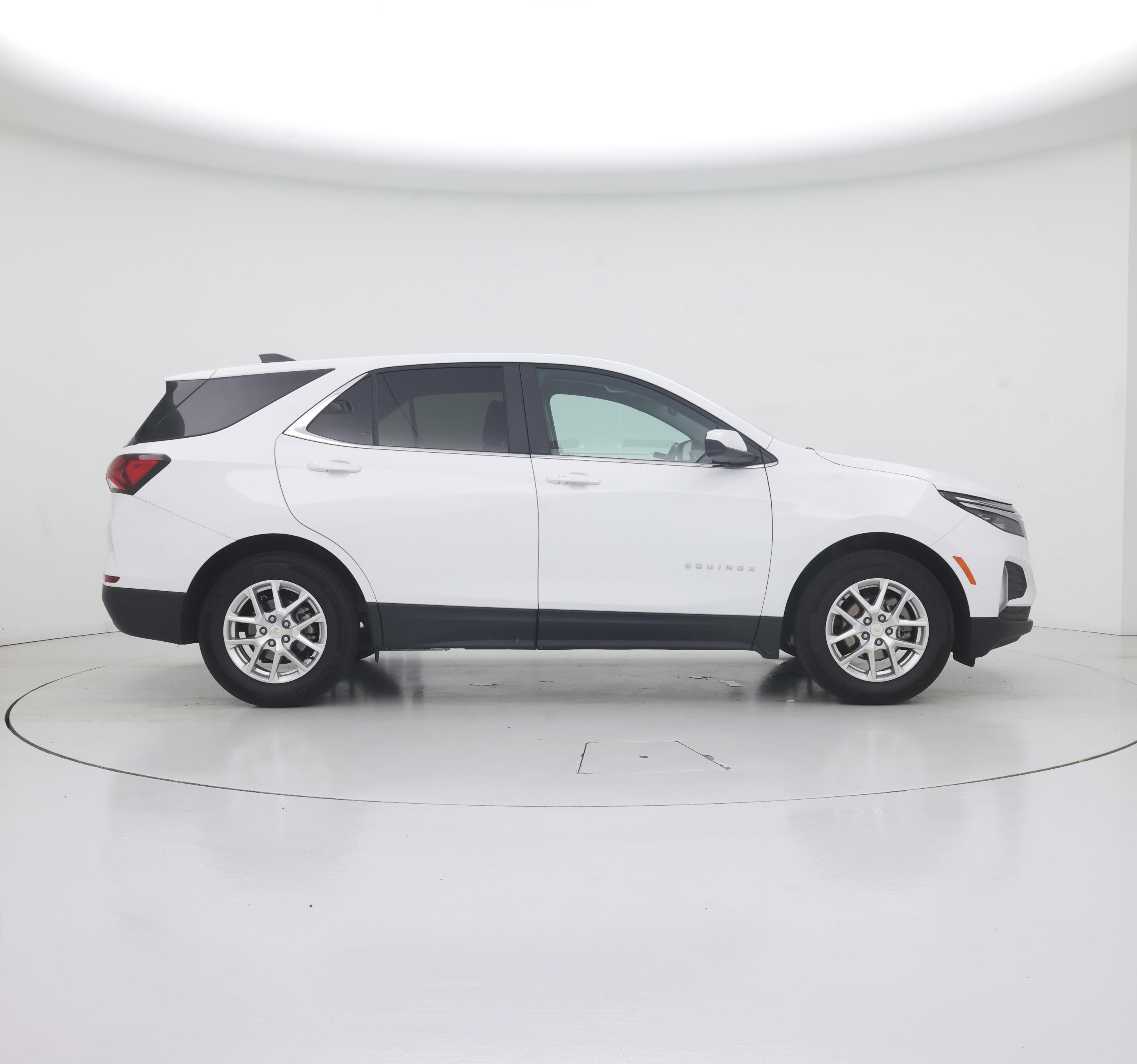 Thumbnail: 2022 Chevrolet Equinox - 7