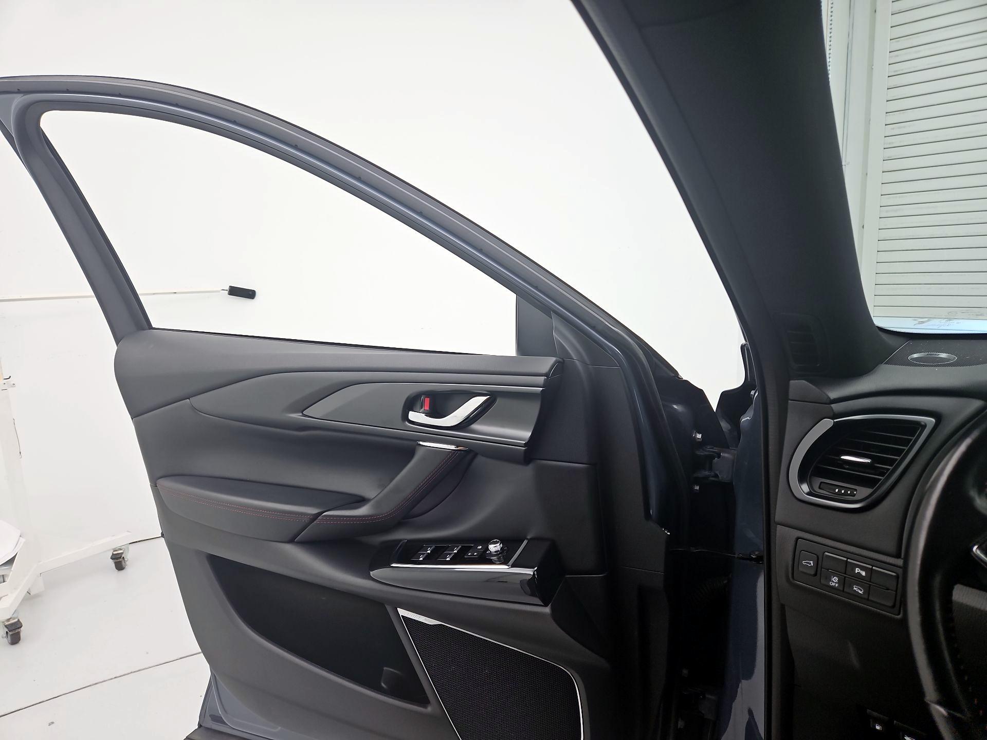 Thumbnail: 2023 Mazda CX-9 - 12