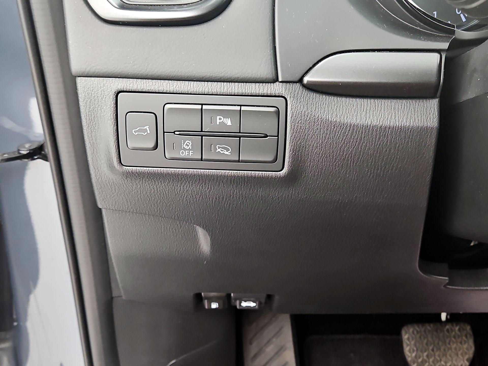 Thumbnail: 2023 Mazda CX-9 - 13