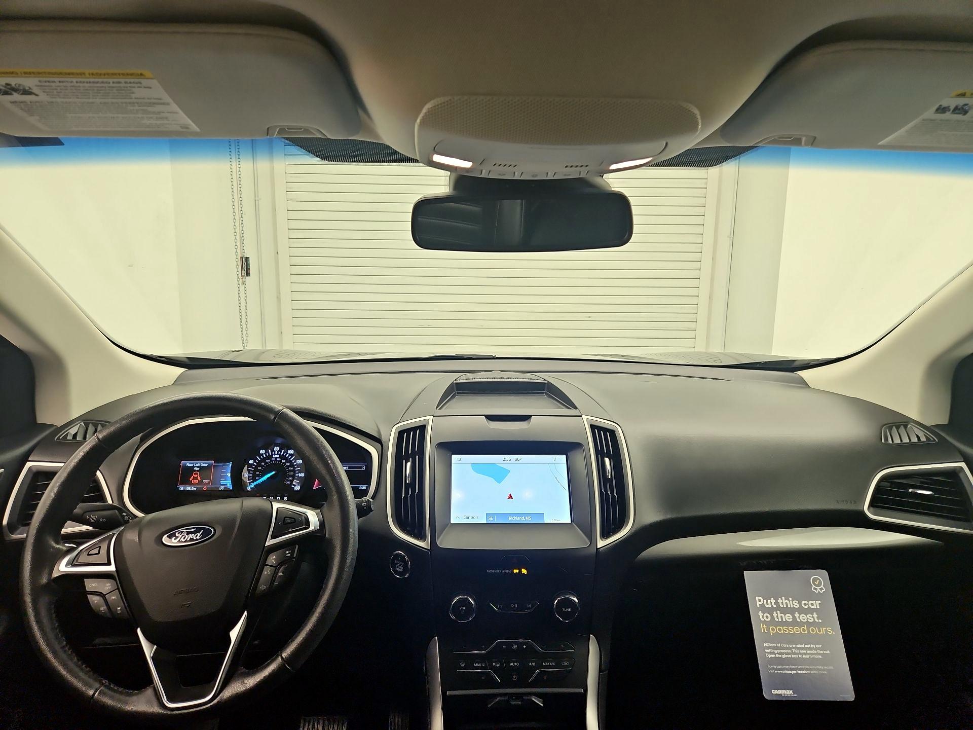 Thumbnail: 2020 Ford Edge - 9