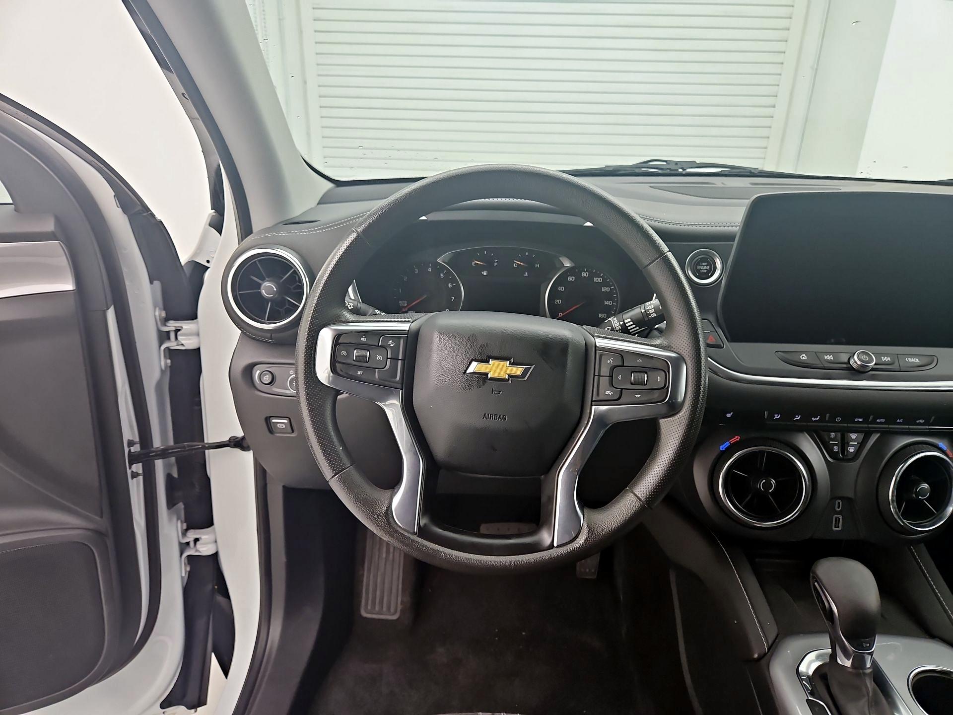 Thumbnail: 2023 Chevrolet Blazer - 10