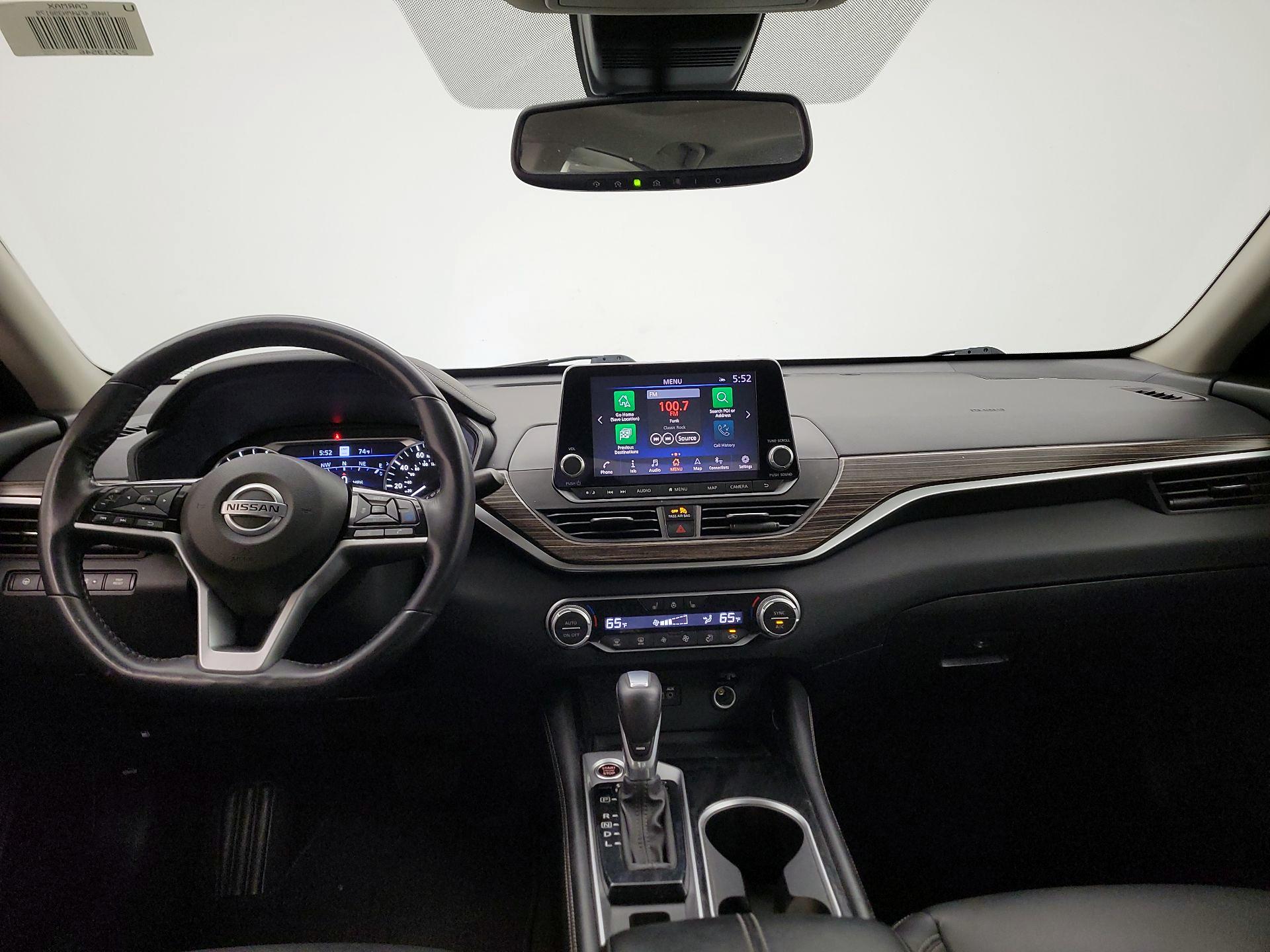 Thumbnail: 2021 Nissan Altima - 9