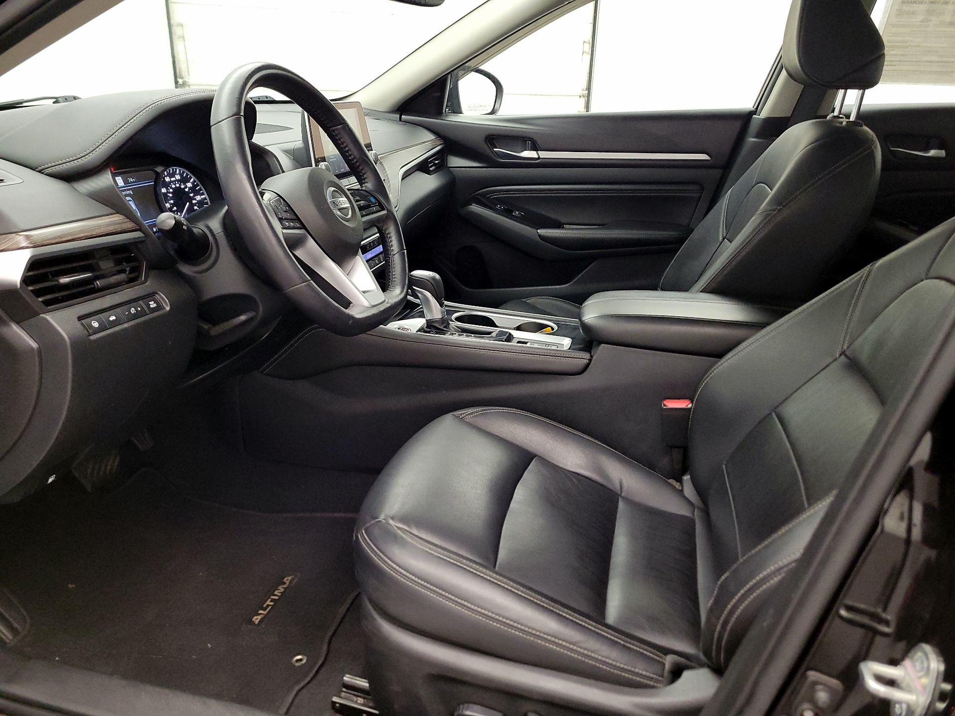 Thumbnail: 2021 Nissan Altima - 11