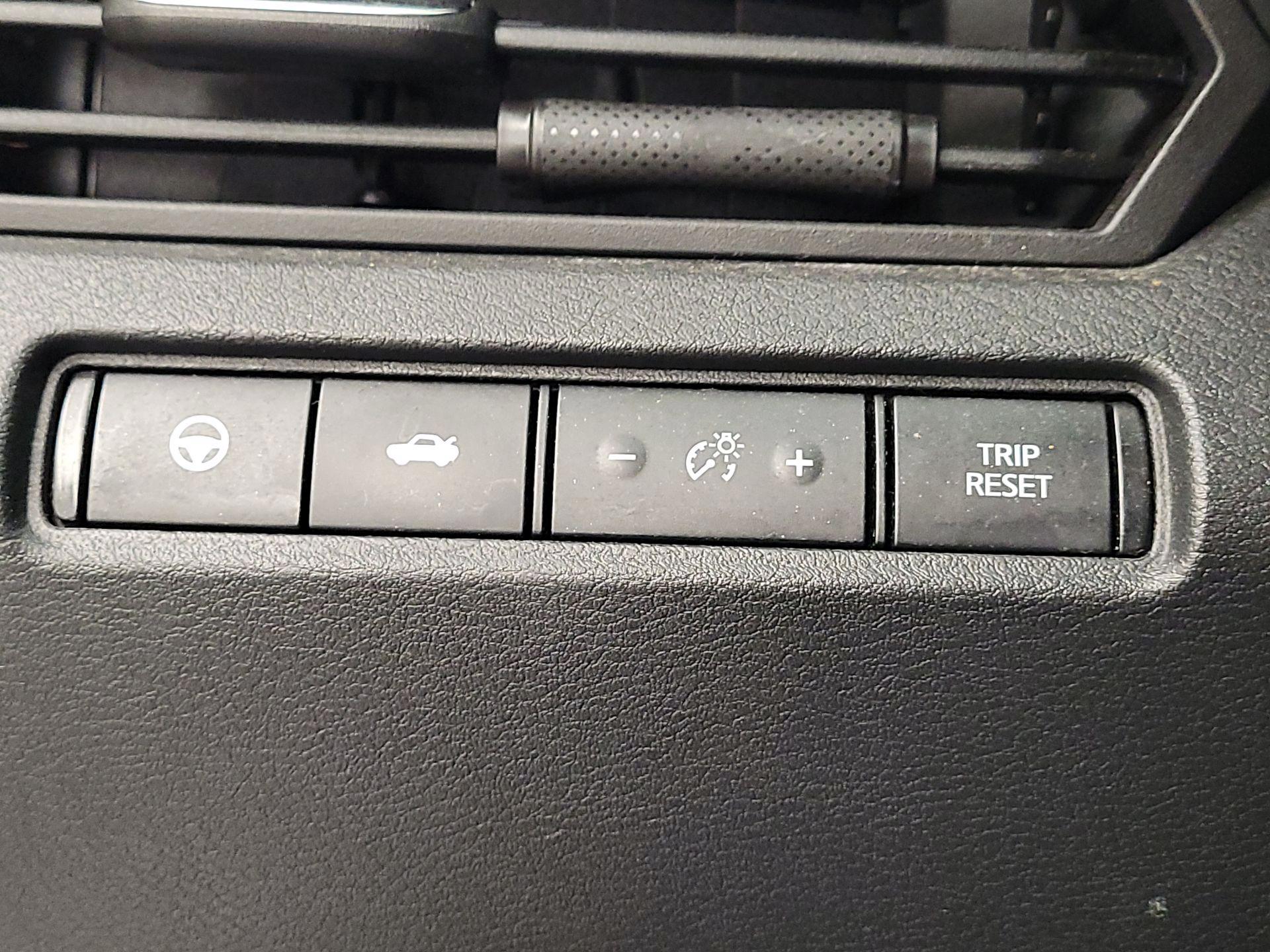 Thumbnail: 2021 Nissan Altima - 13