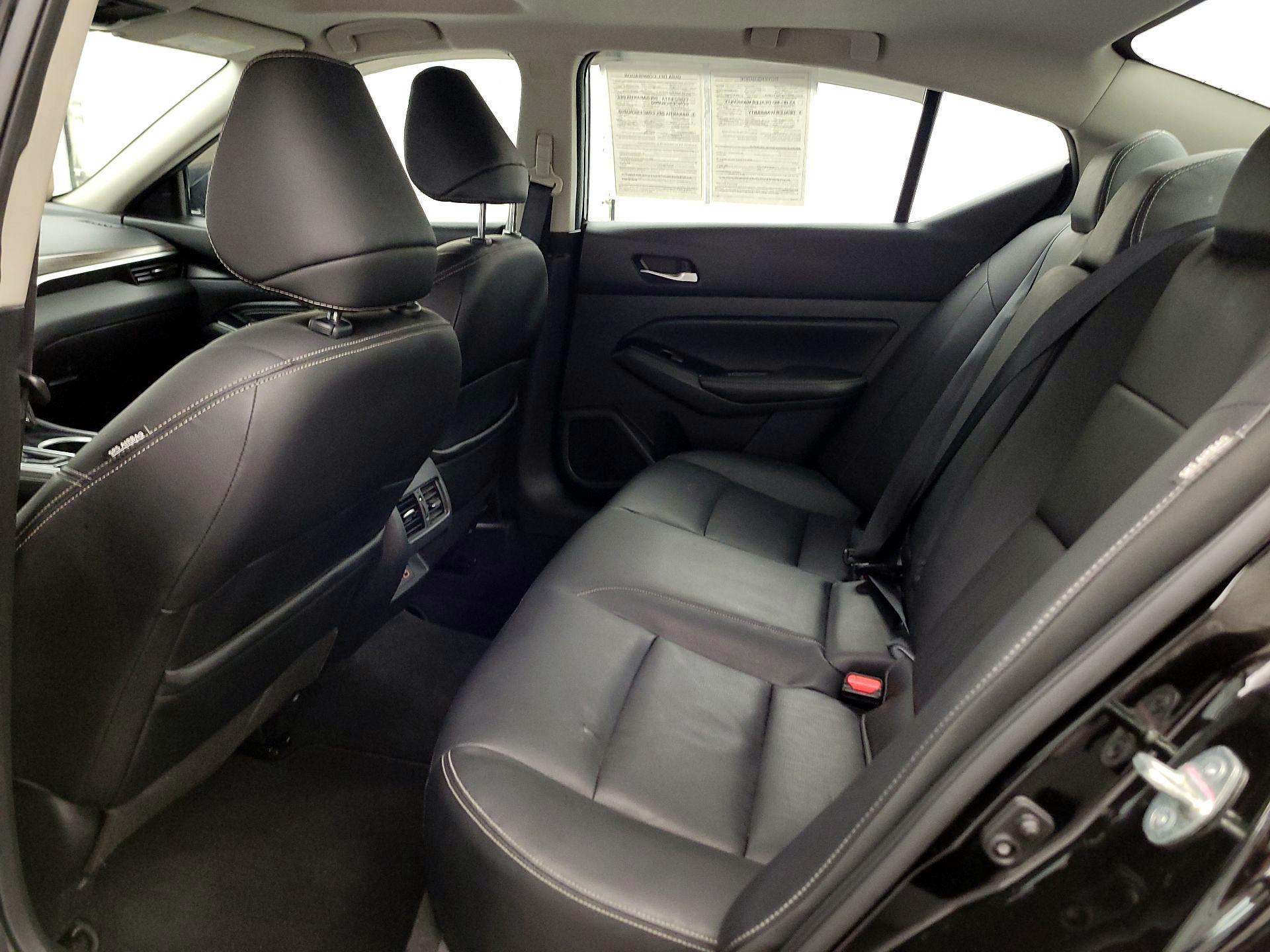 Thumbnail: 2021 Nissan Altima - 19