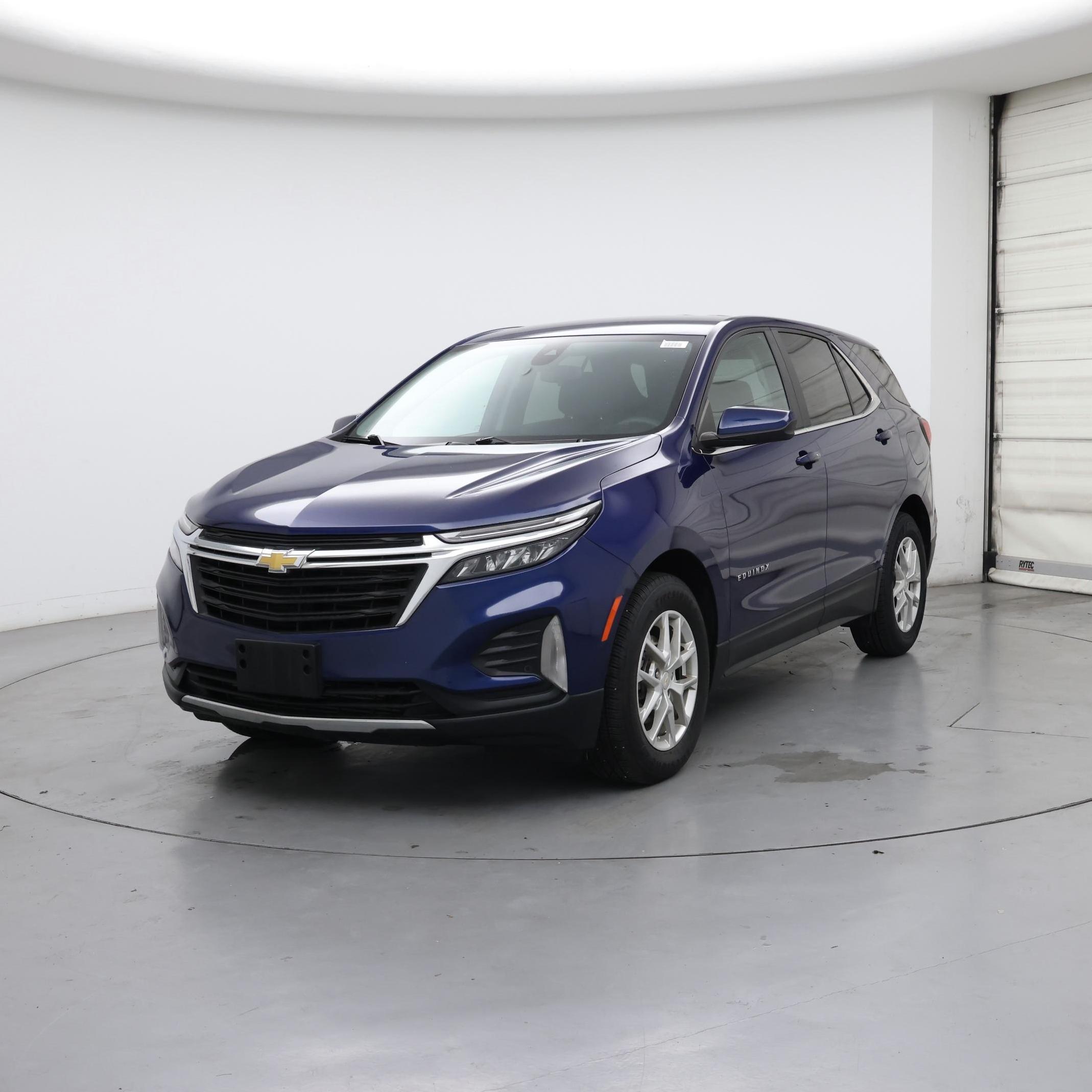 Thumbnail: 2023 Chevrolet Equinox - 4