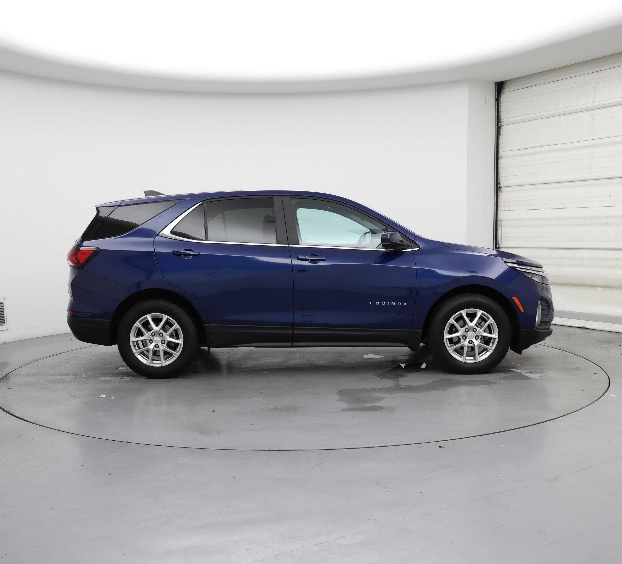 Thumbnail: 2023 Chevrolet Equinox - 7