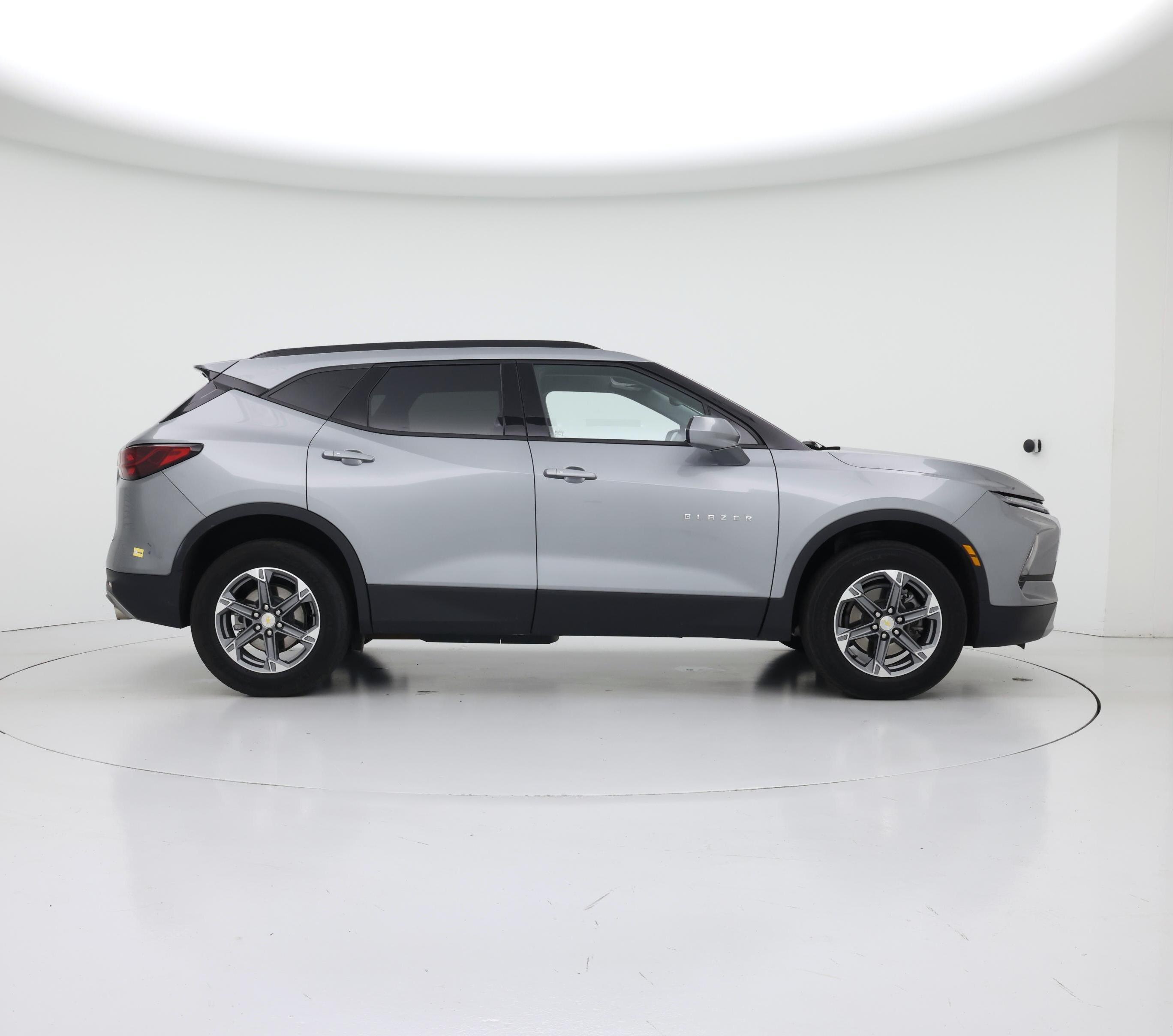 Thumbnail: 2023 Chevrolet Blazer - 7