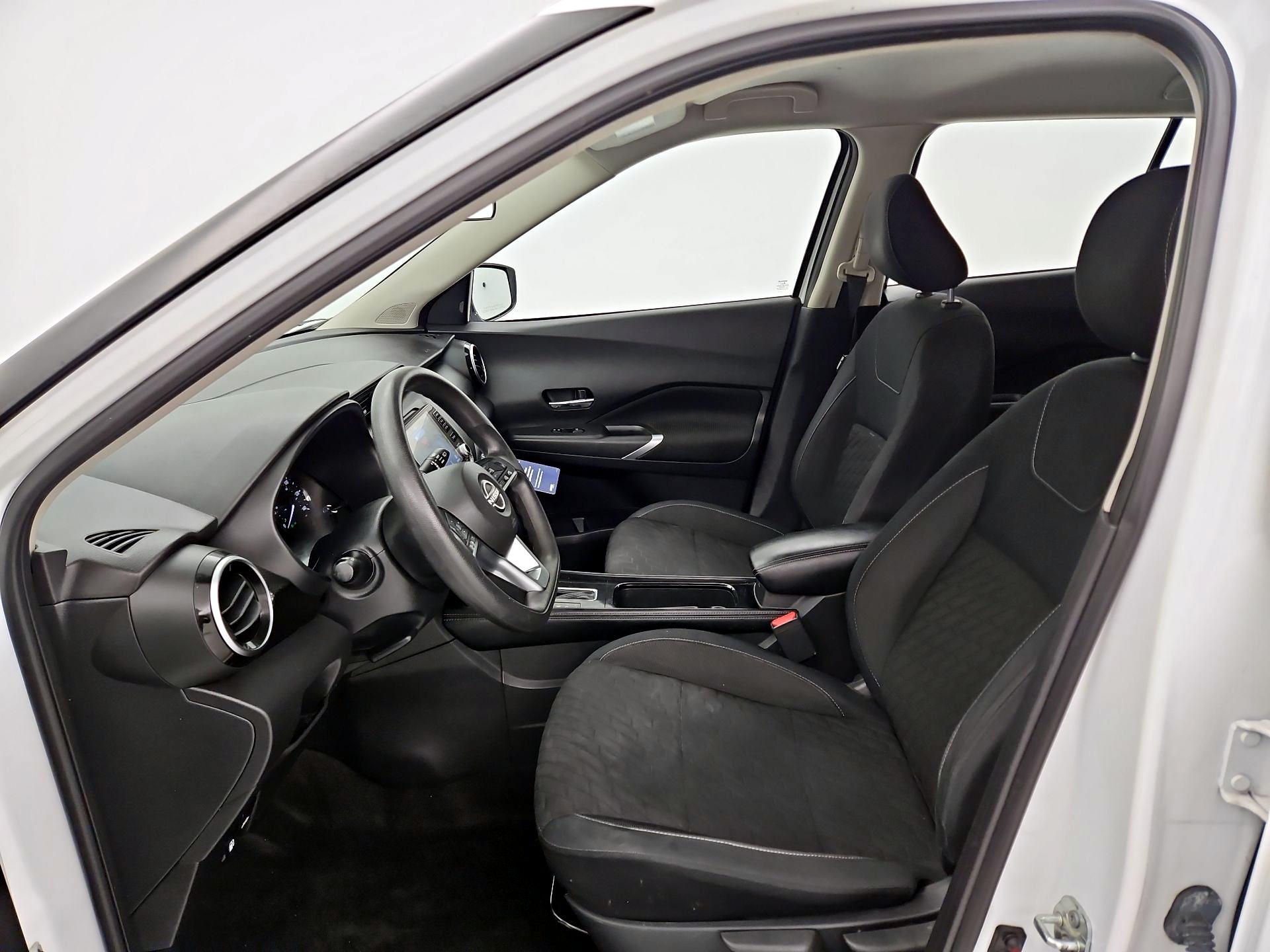 Thumbnail: 2023 Nissan Kicks - 11