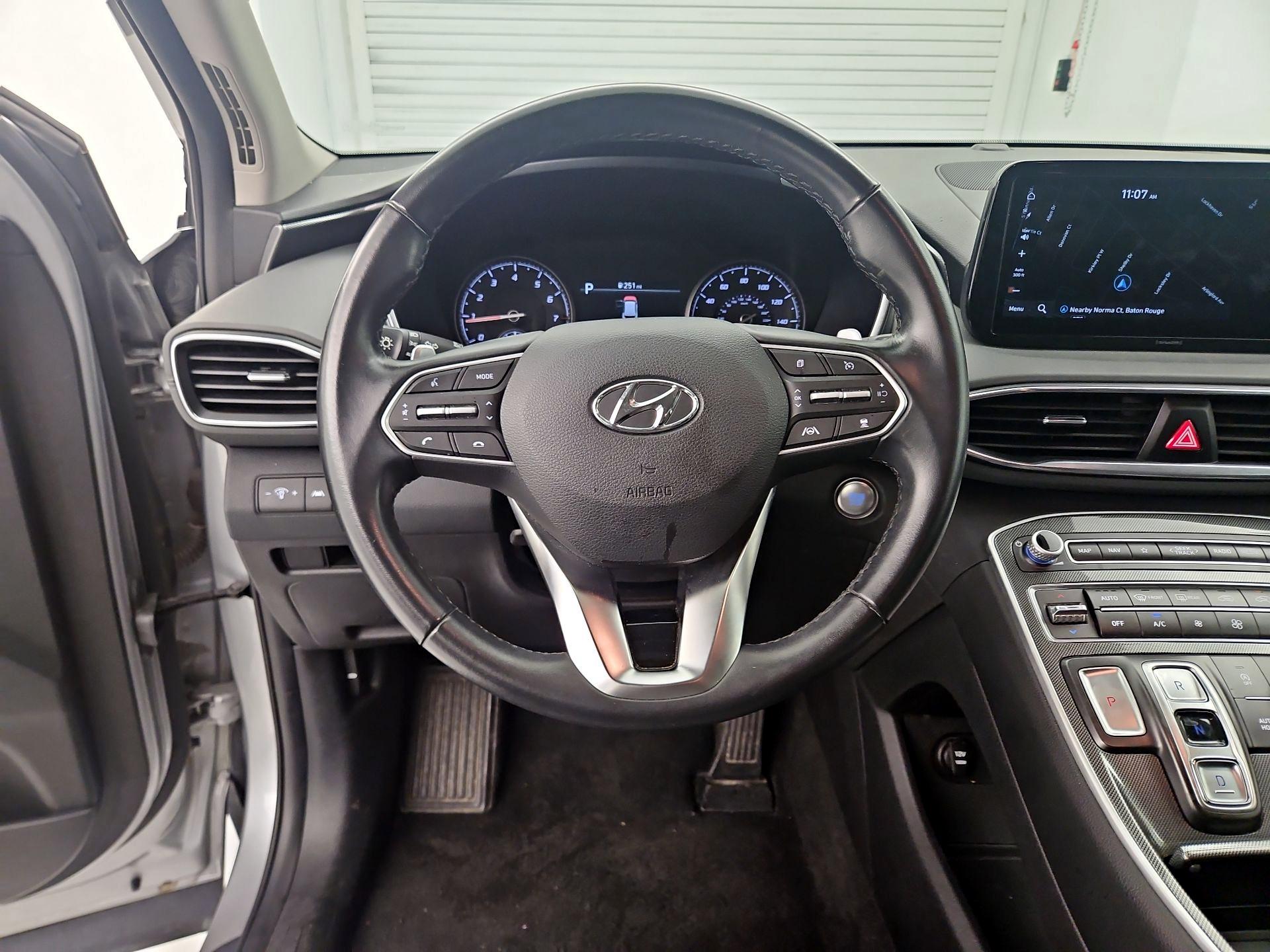 Thumbnail: 2023 Hyundai Santa Fe - 10