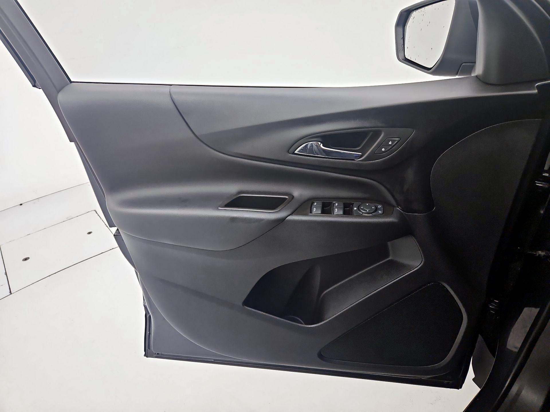 Thumbnail: 2023 Chevrolet Equinox - 12