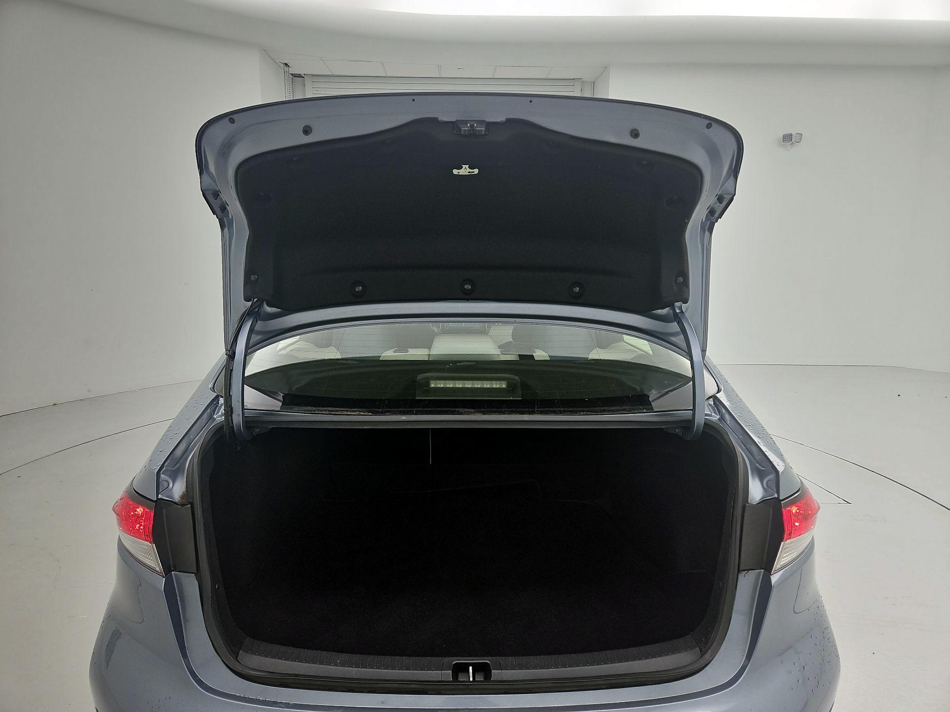 Thumbnail: 2020 Toyota Corolla - 20