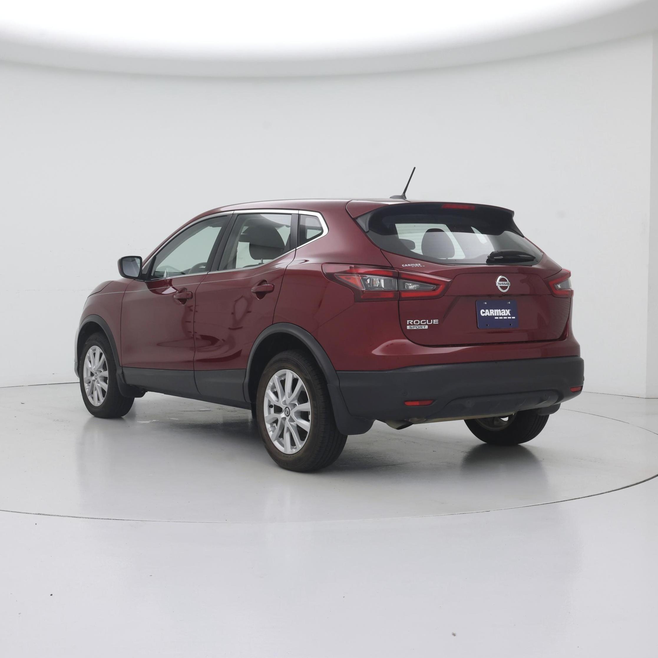 Thumbnail: 2021 Nissan Rogue Sport - 2