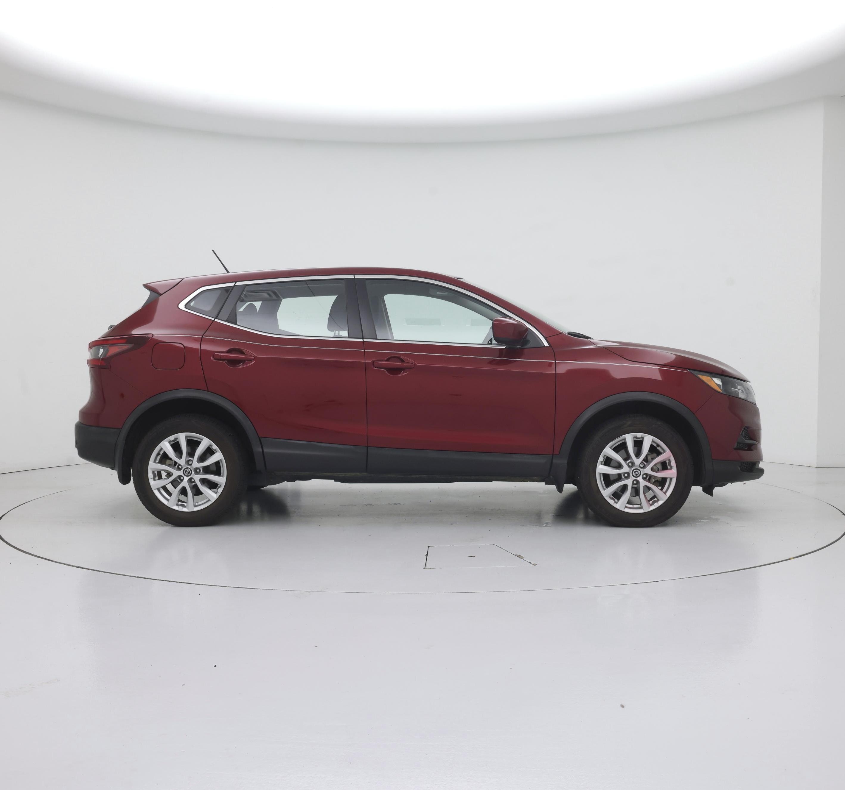 Thumbnail: 2021 Nissan Rogue Sport - 7