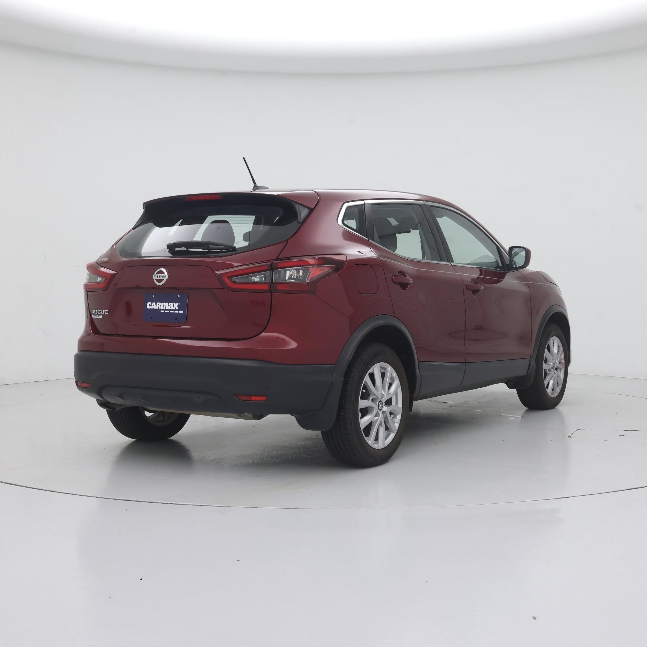 Thumbnail: 2021 Nissan Rogue Sport - 8