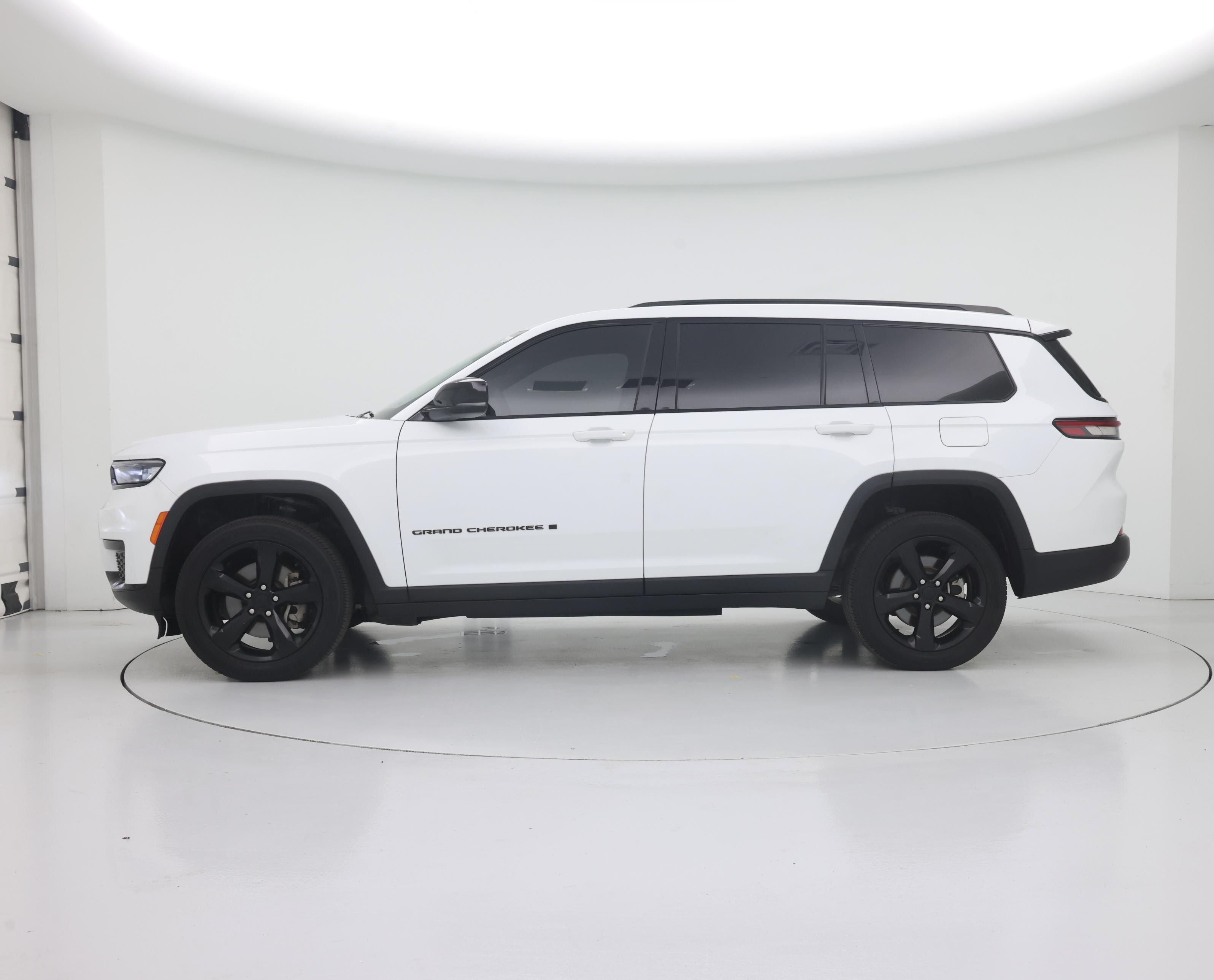 Thumbnail: 2023 Jeep Grand Cherokee L - 3