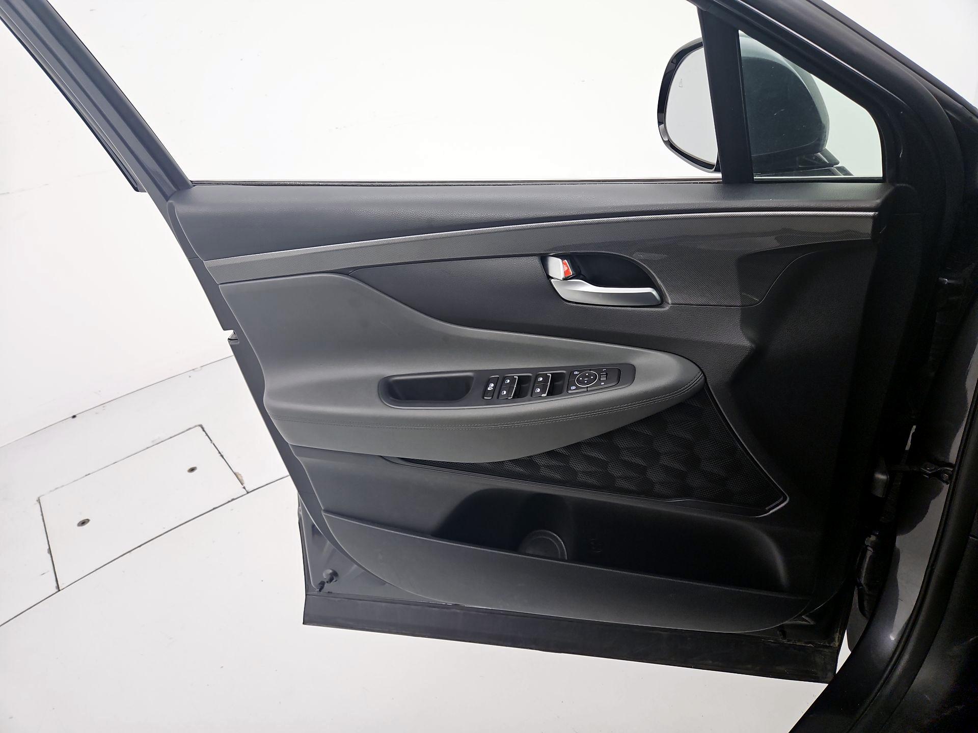 Thumbnail: 2023 Hyundai Santa Fe - 12