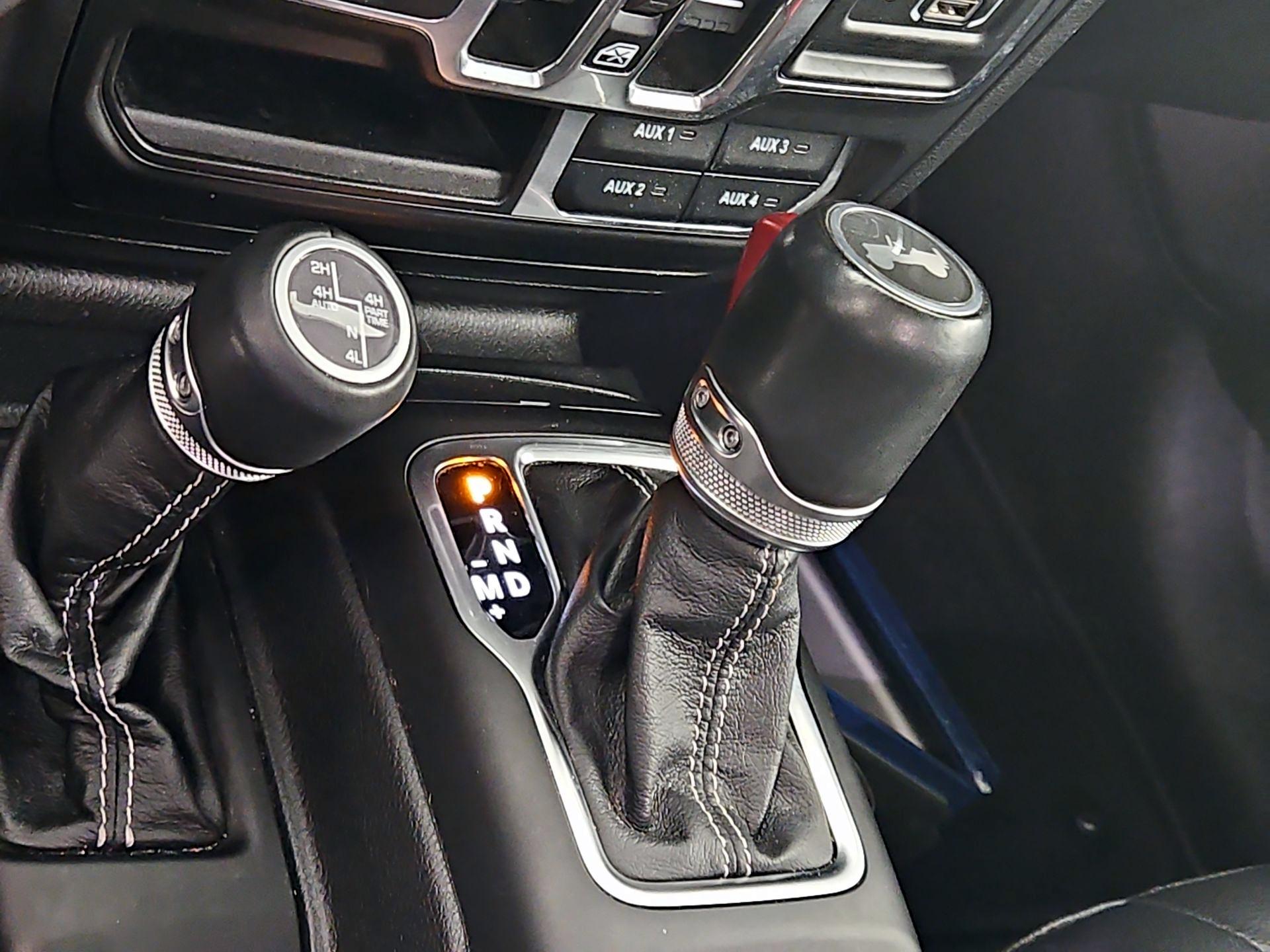 Thumbnail: 2022 Jeep Wrangler - 18