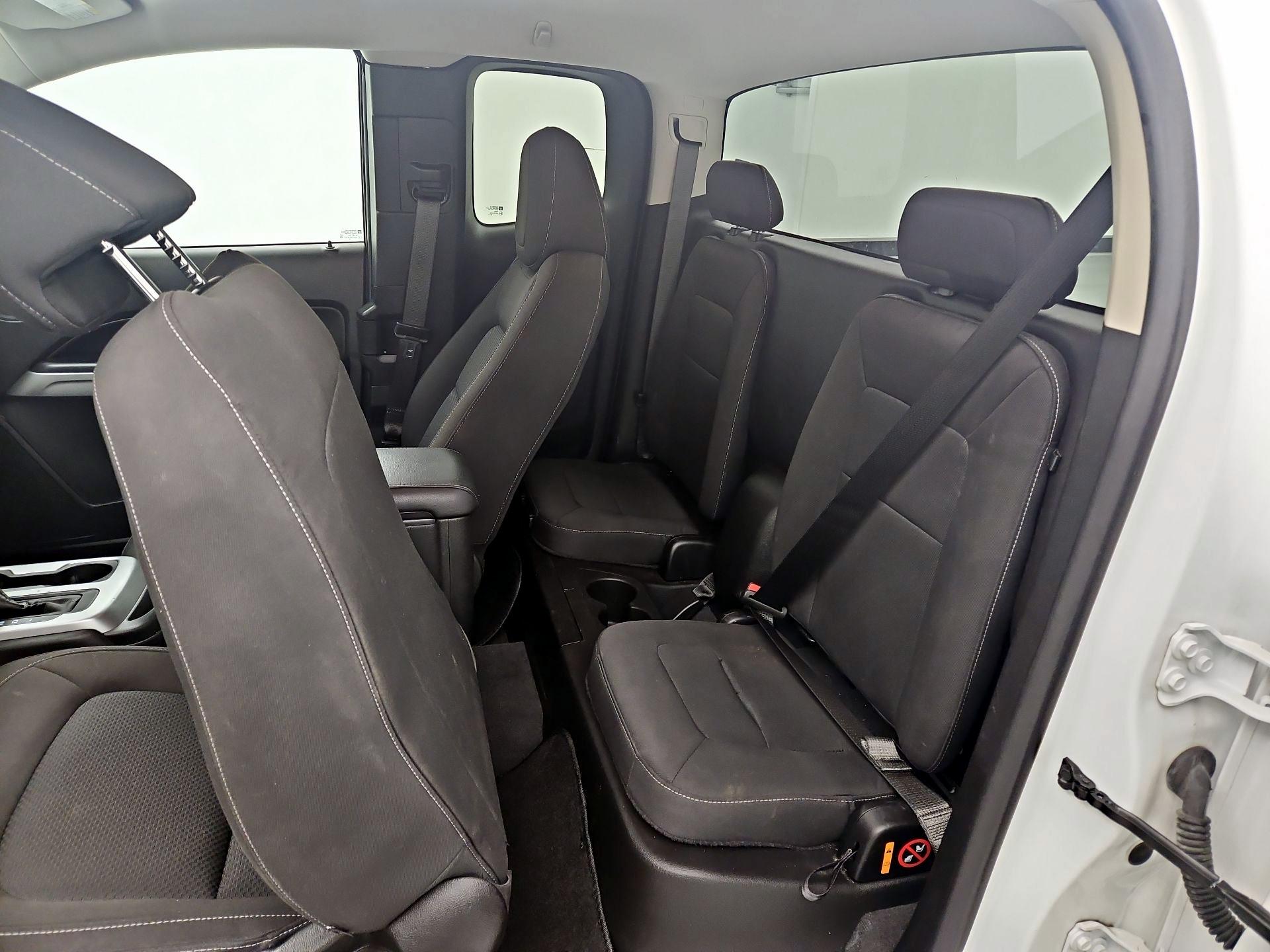 Thumbnail: 2021 Chevrolet Colorado - 19