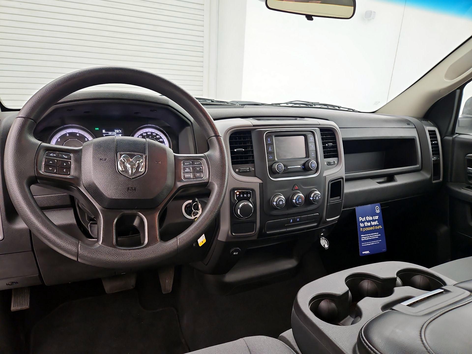 Thumbnail: 2021 RAM 1500 Classic - 9