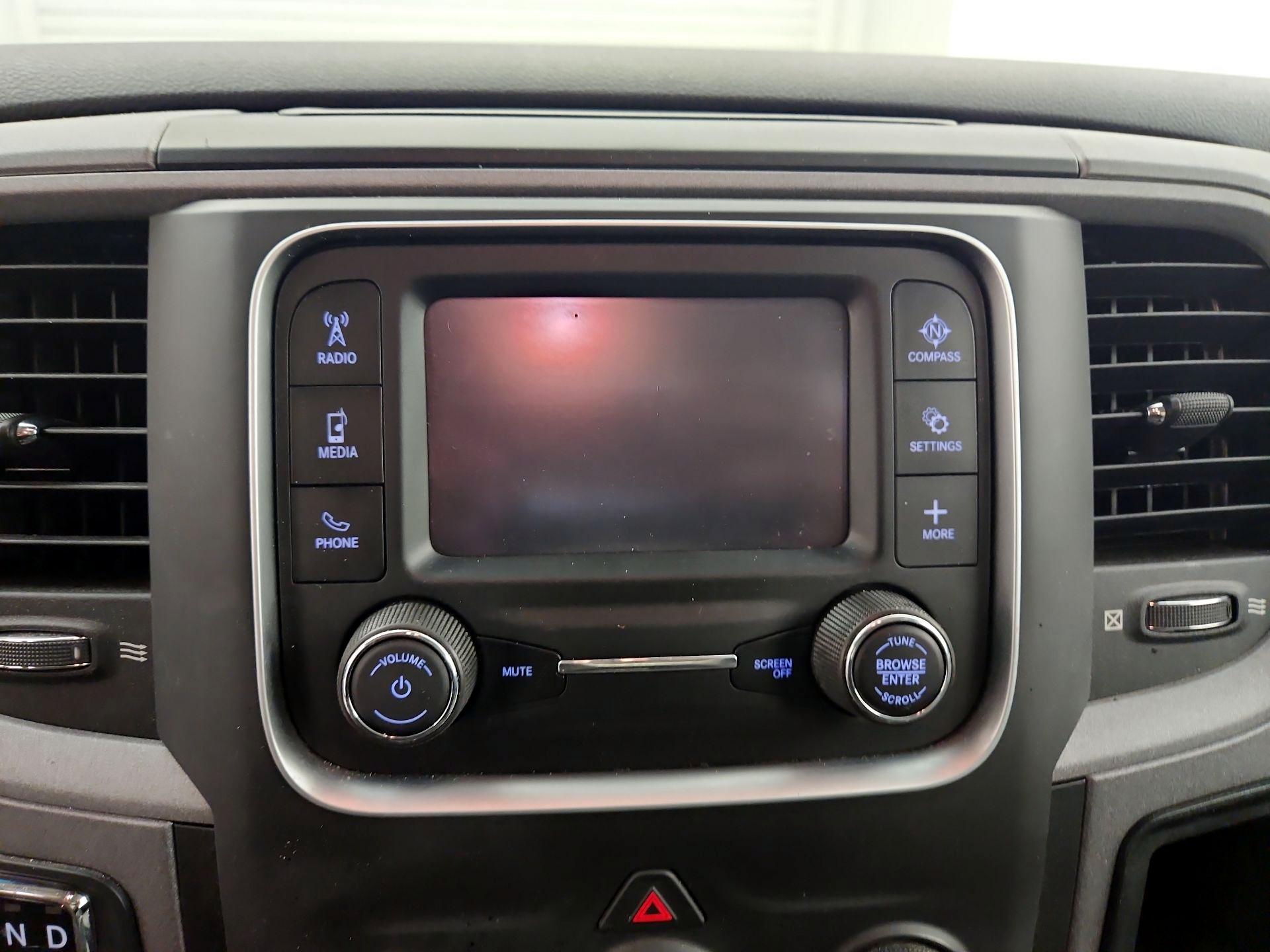 Thumbnail: 2021 RAM 1500 Classic - 15