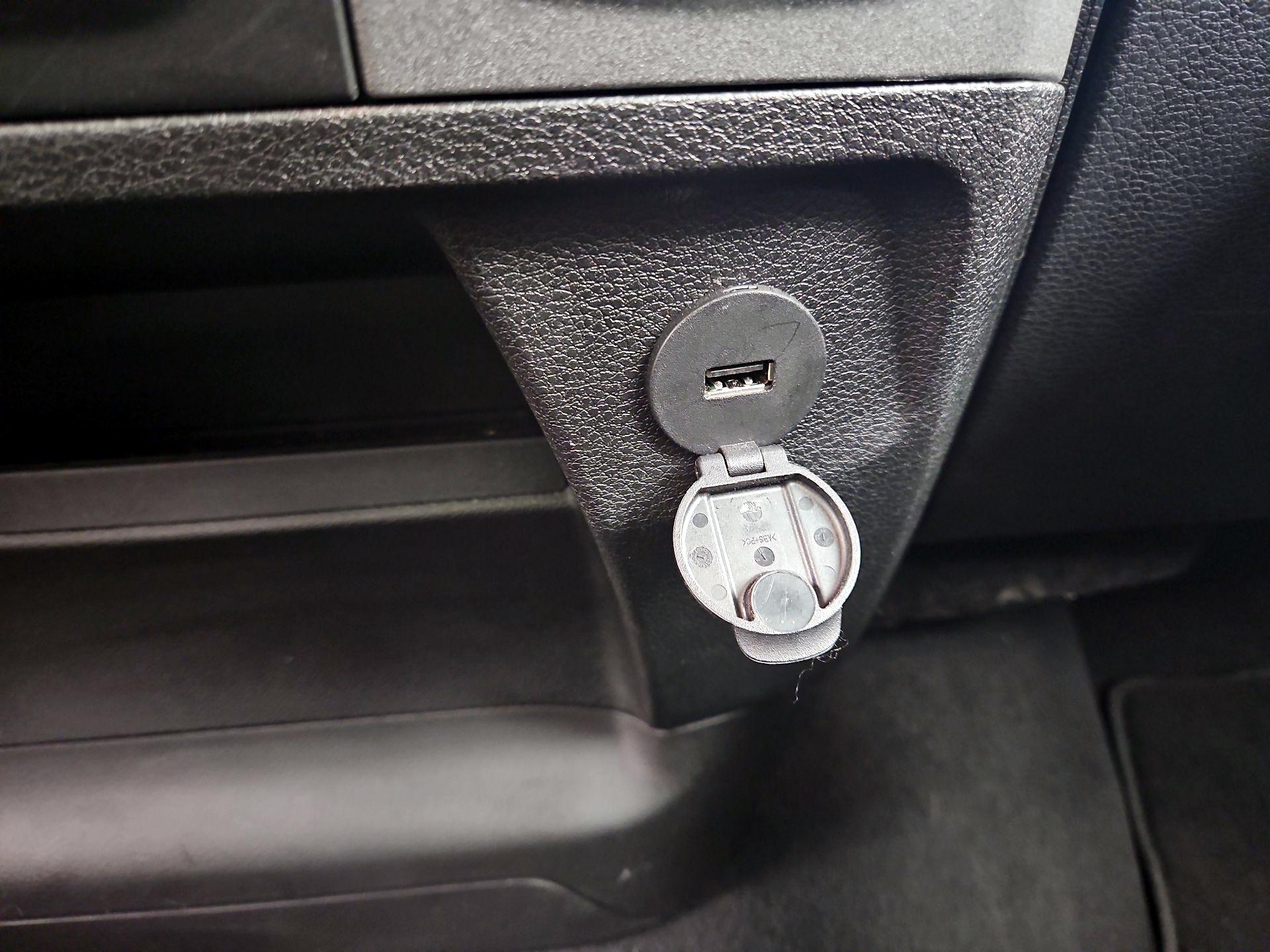 Thumbnail: 2021 RAM 1500 Classic - 18