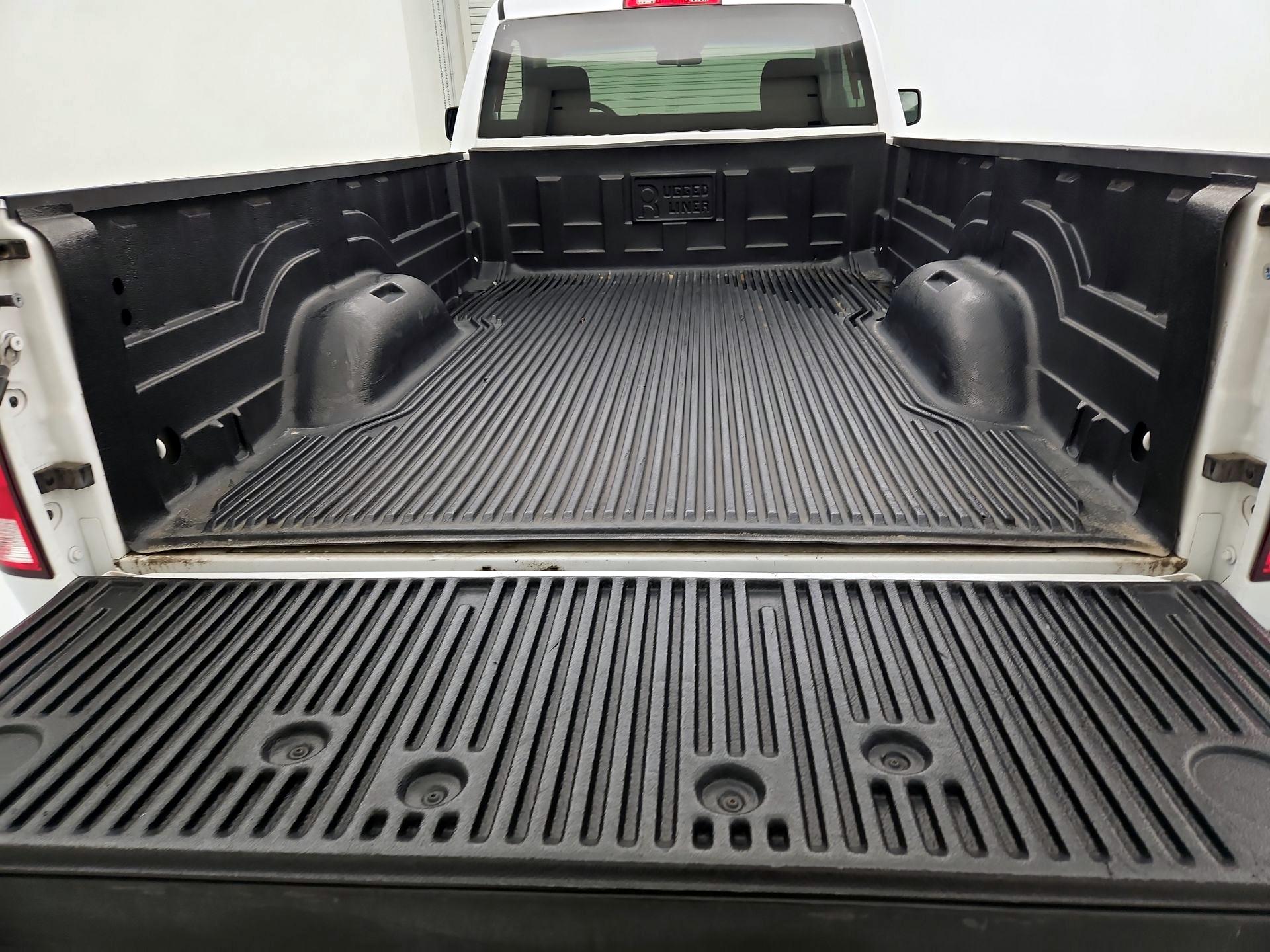 Thumbnail: 2021 RAM 1500 Classic - 19