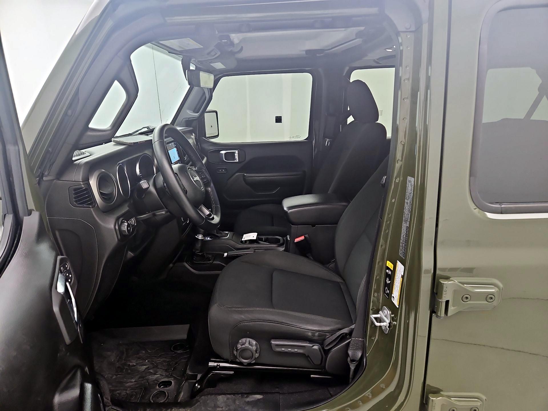 Thumbnail: 2021 Jeep Wrangler - 11