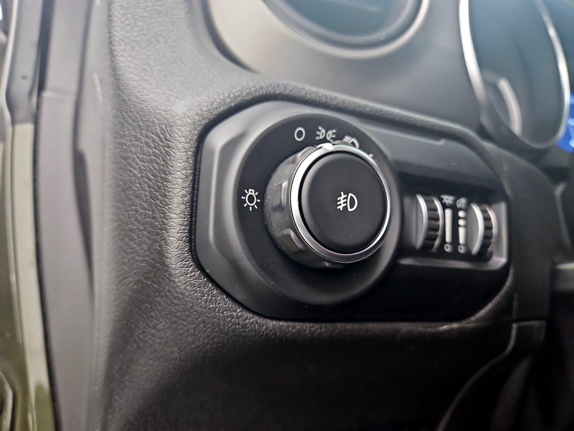 Thumbnail: 2021 Jeep Wrangler - 13