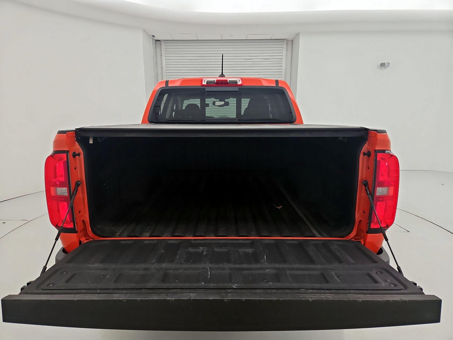 Thumbnail: 2021 Chevrolet Colorado - 20