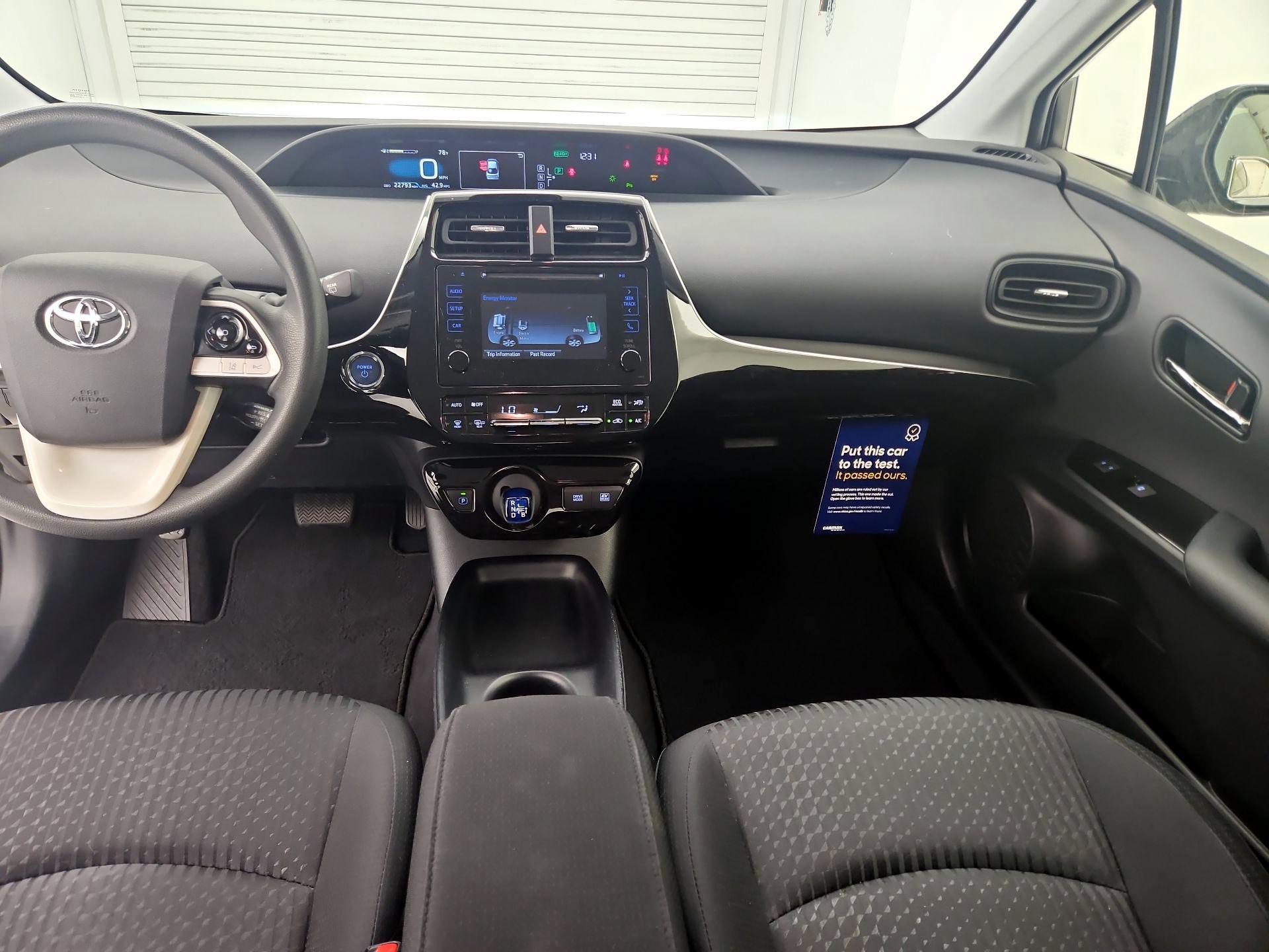 Thumbnail: 2018 Toyota Prius - 9