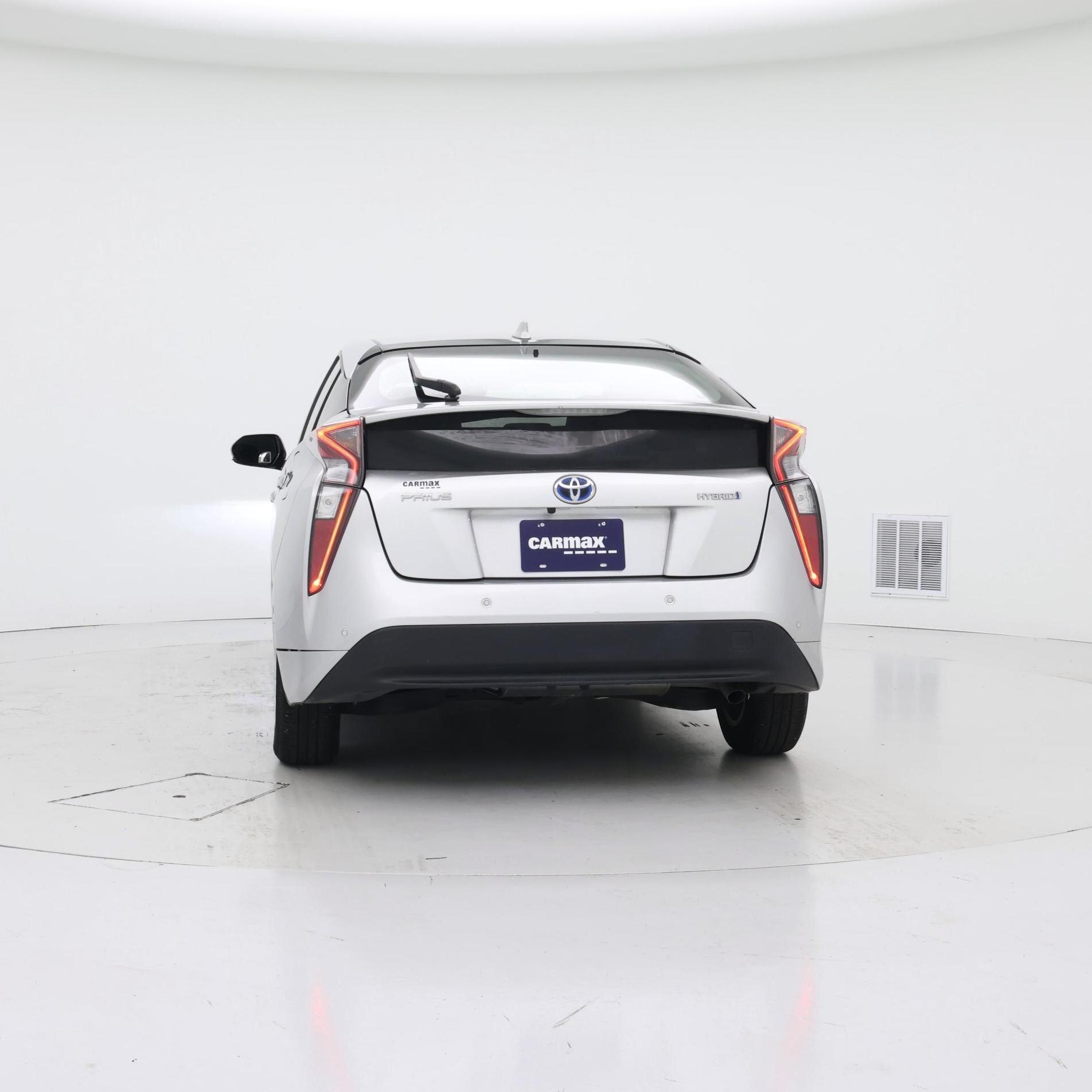 Thumbnail: 2018 Toyota Prius - 6