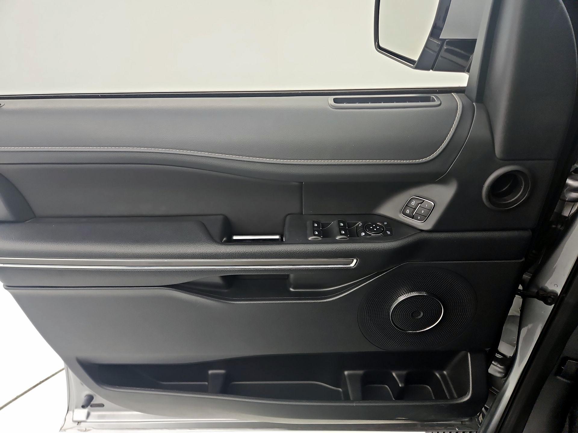 Thumbnail: 2024 Ford Expedition - 12