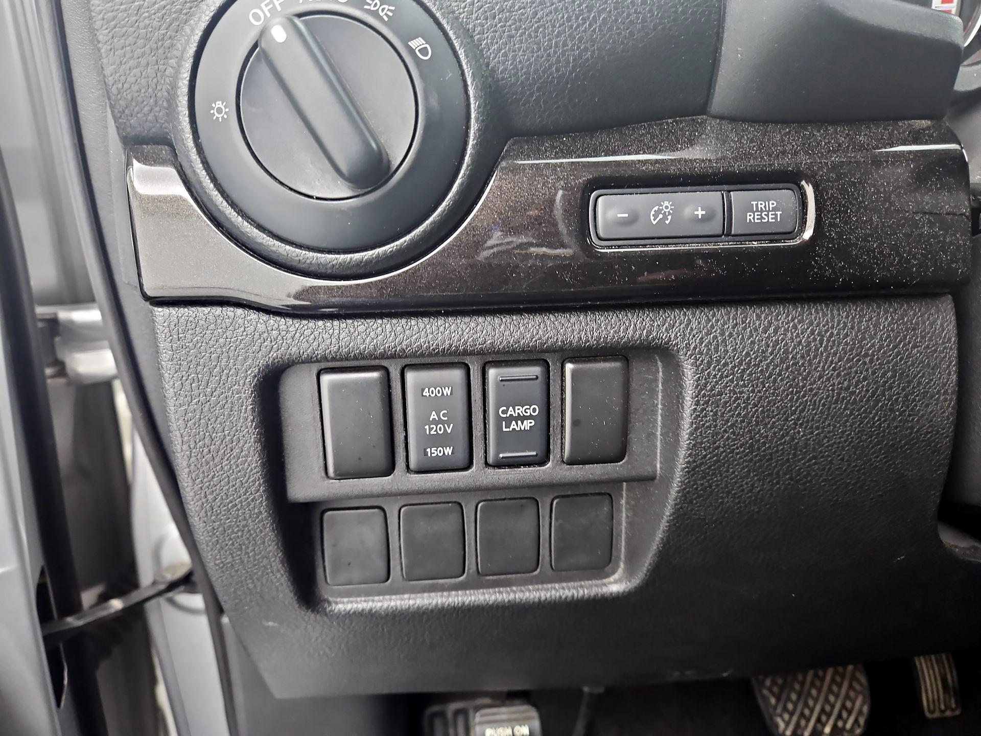 Thumbnail: 2018 Nissan Titan - 13