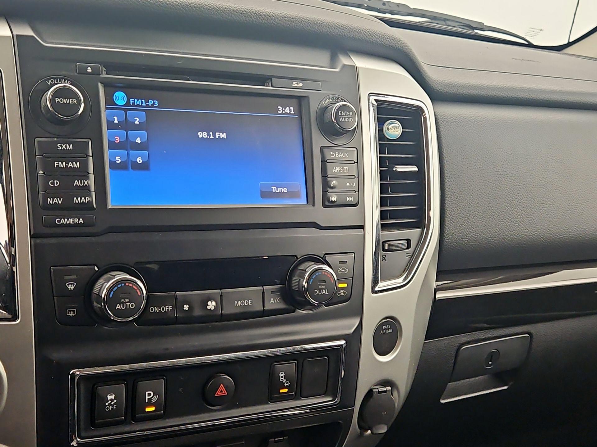 Thumbnail: 2018 Nissan Titan - 16