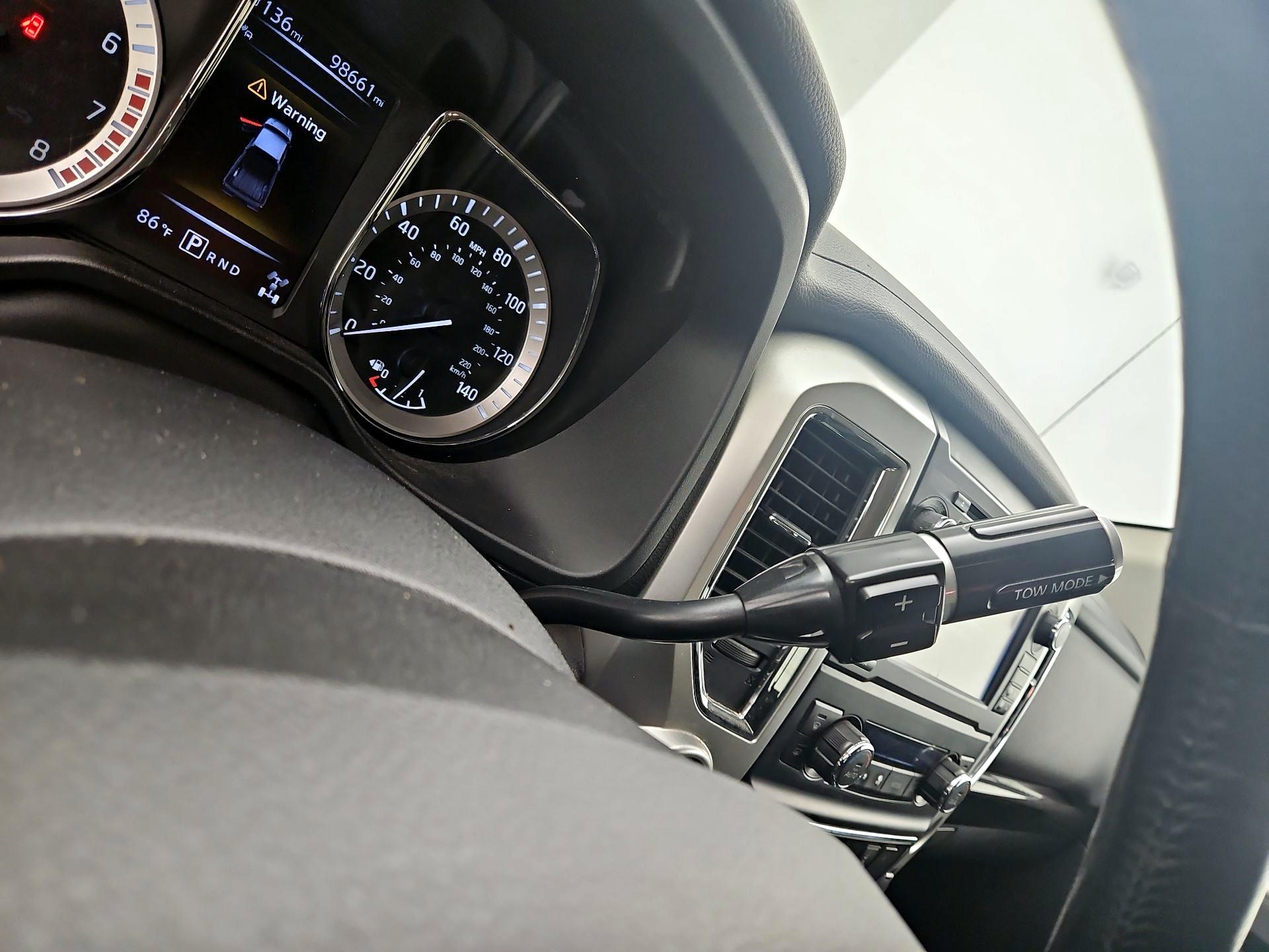 Thumbnail: 2018 Nissan Titan - 18