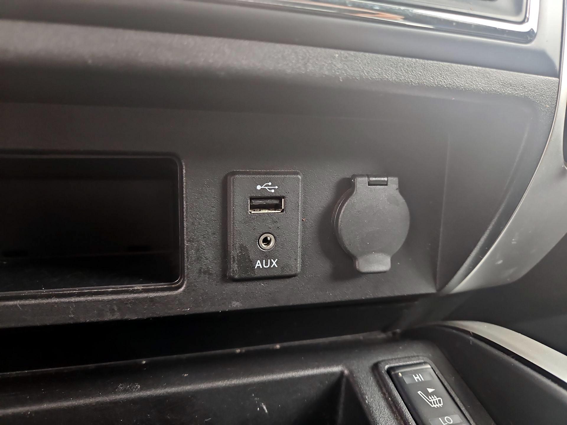 Thumbnail: 2018 Nissan Titan - 19